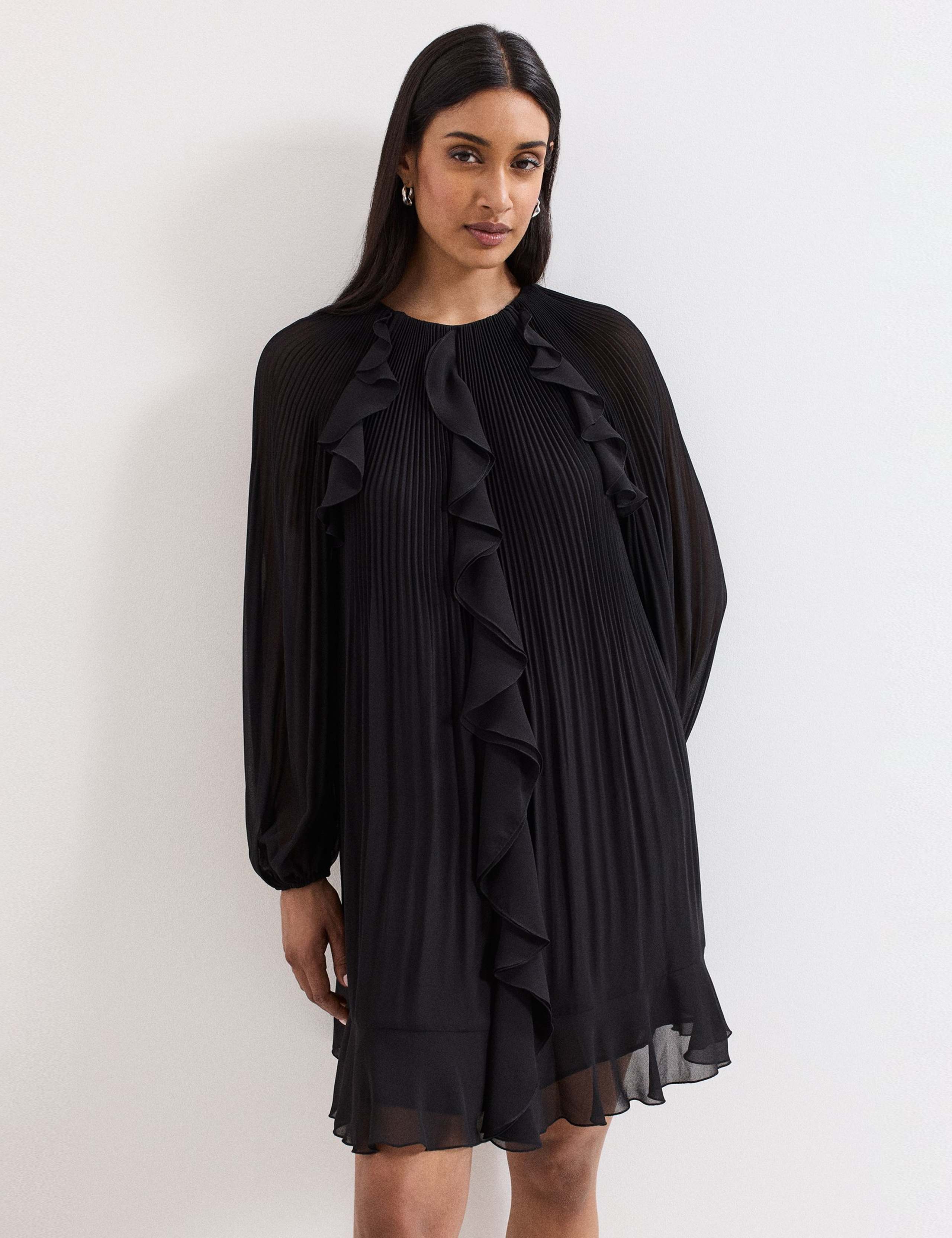 Plisse Round Neck Ruffle Swing Dress