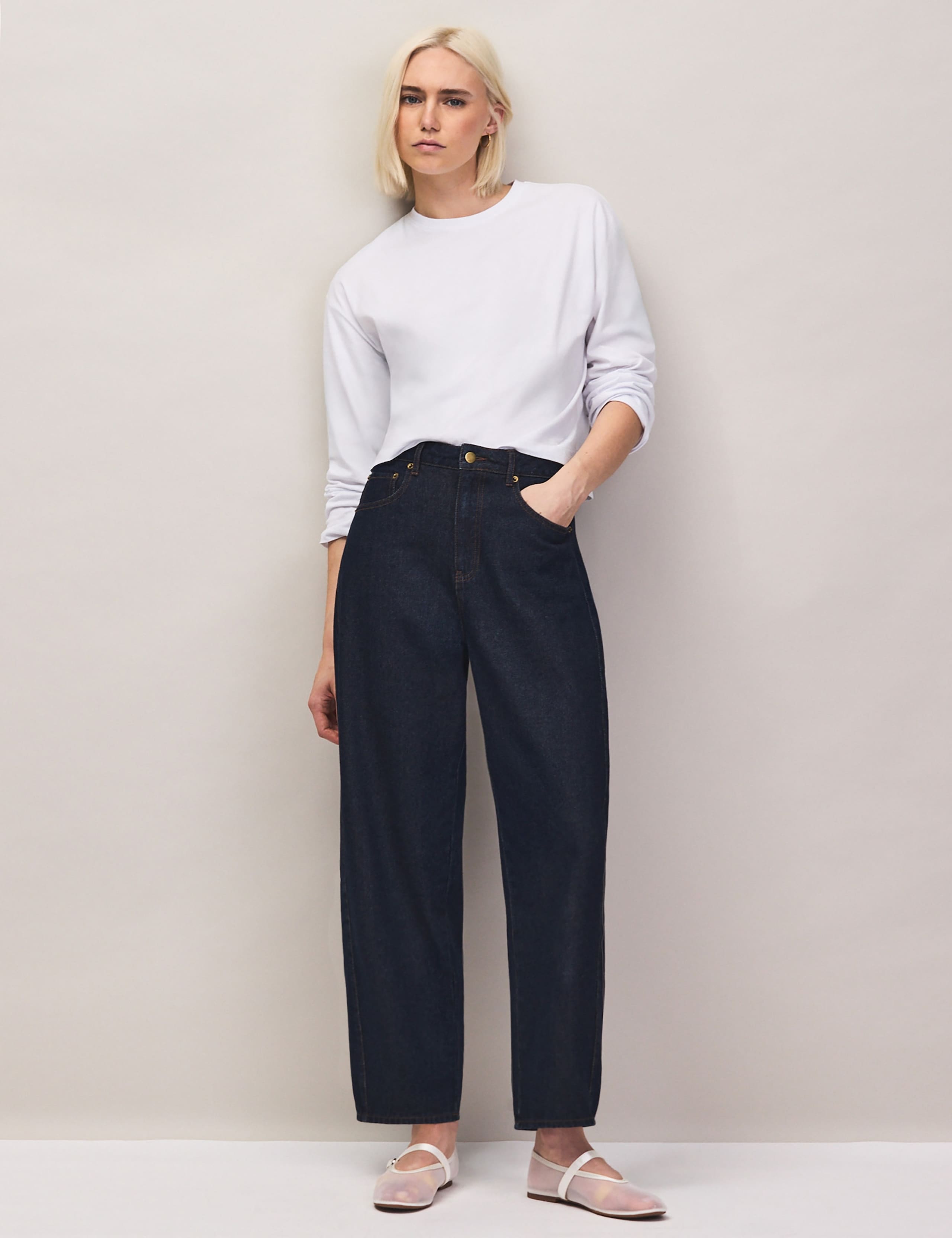 Mid Rise Barrel Leg Ankle Grazer Jeans