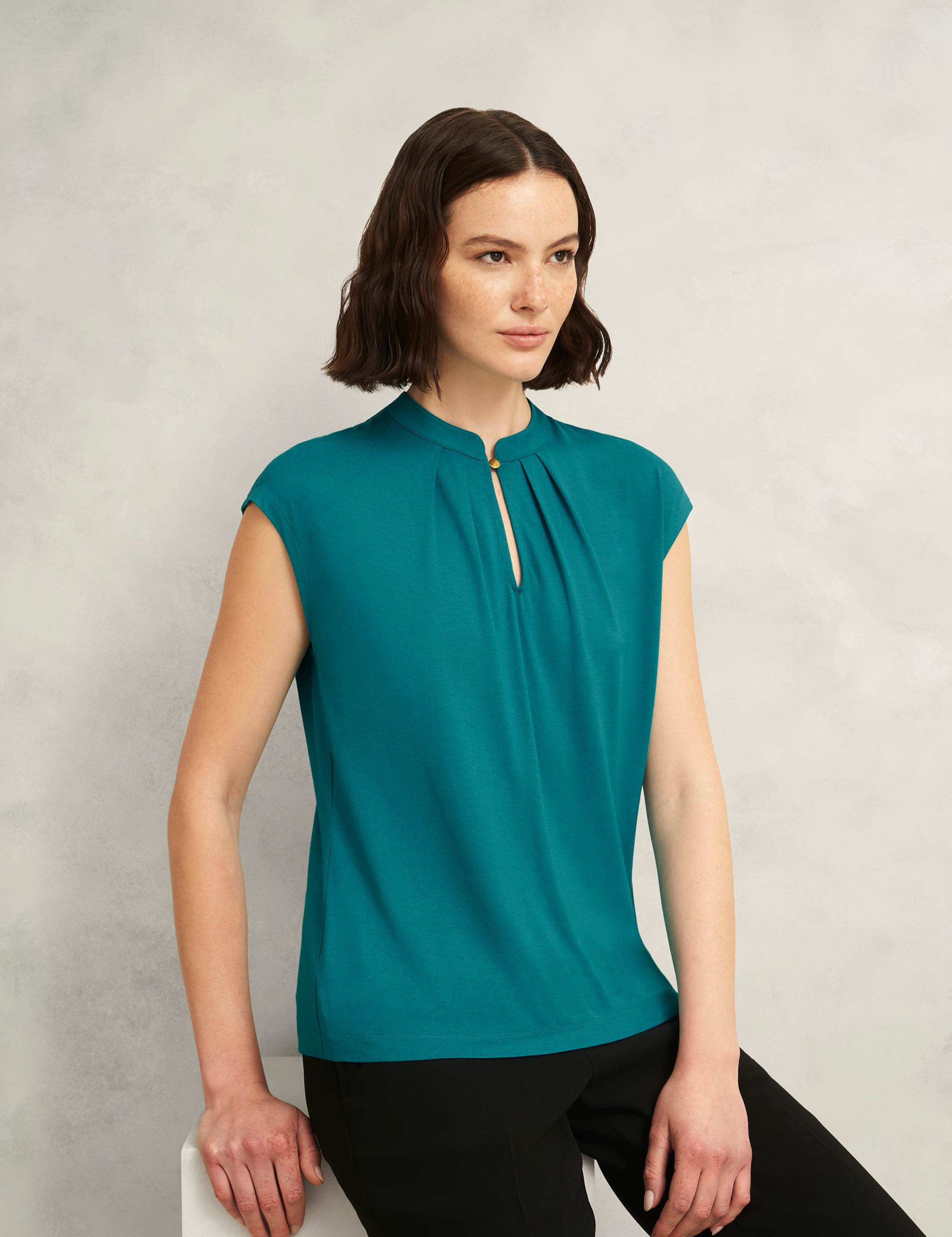 Button Detail Cap Sleeve Keyhole Top