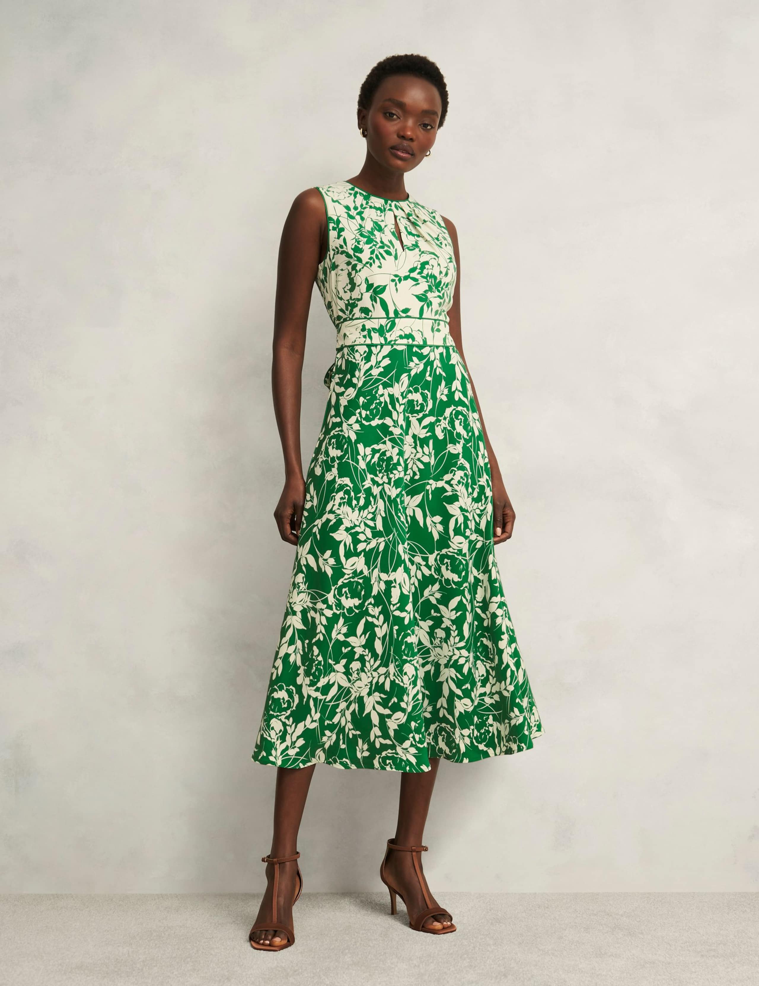 Floral Round Neck Midaxi Skater Dress