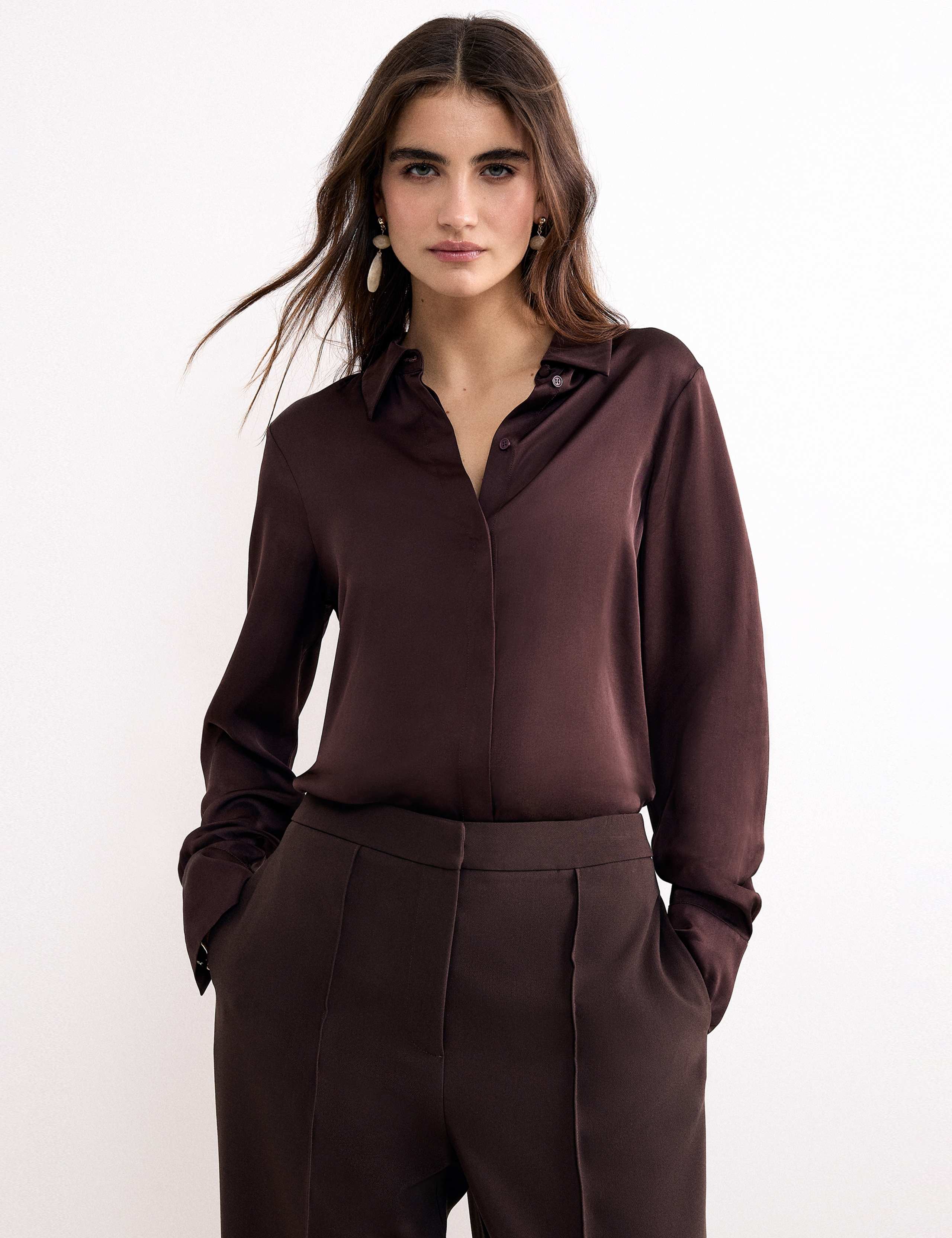 Satin Collared Blouson Sleeve Shirt