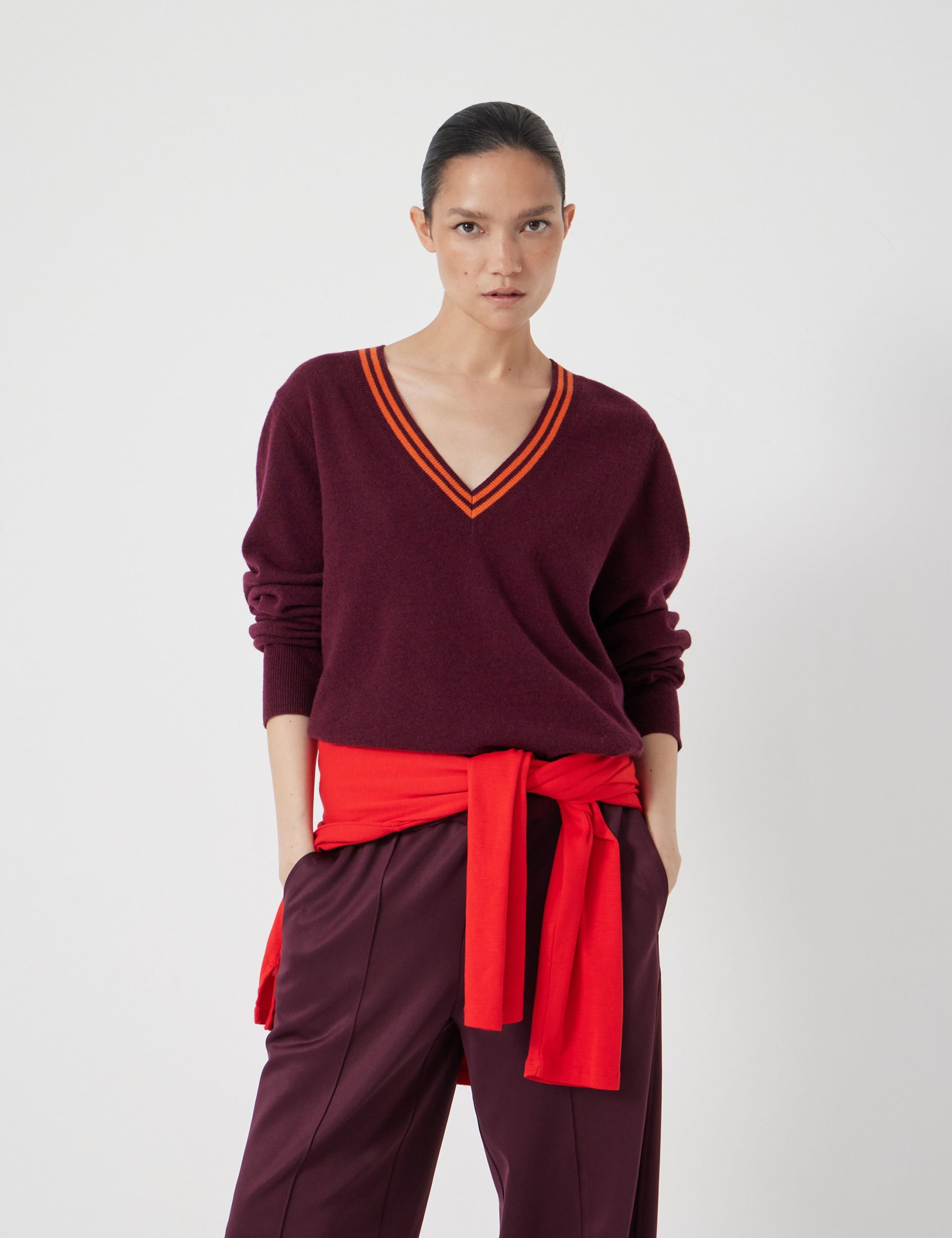 Pure Merino Wool V-Neck Tipped Detail Jumper