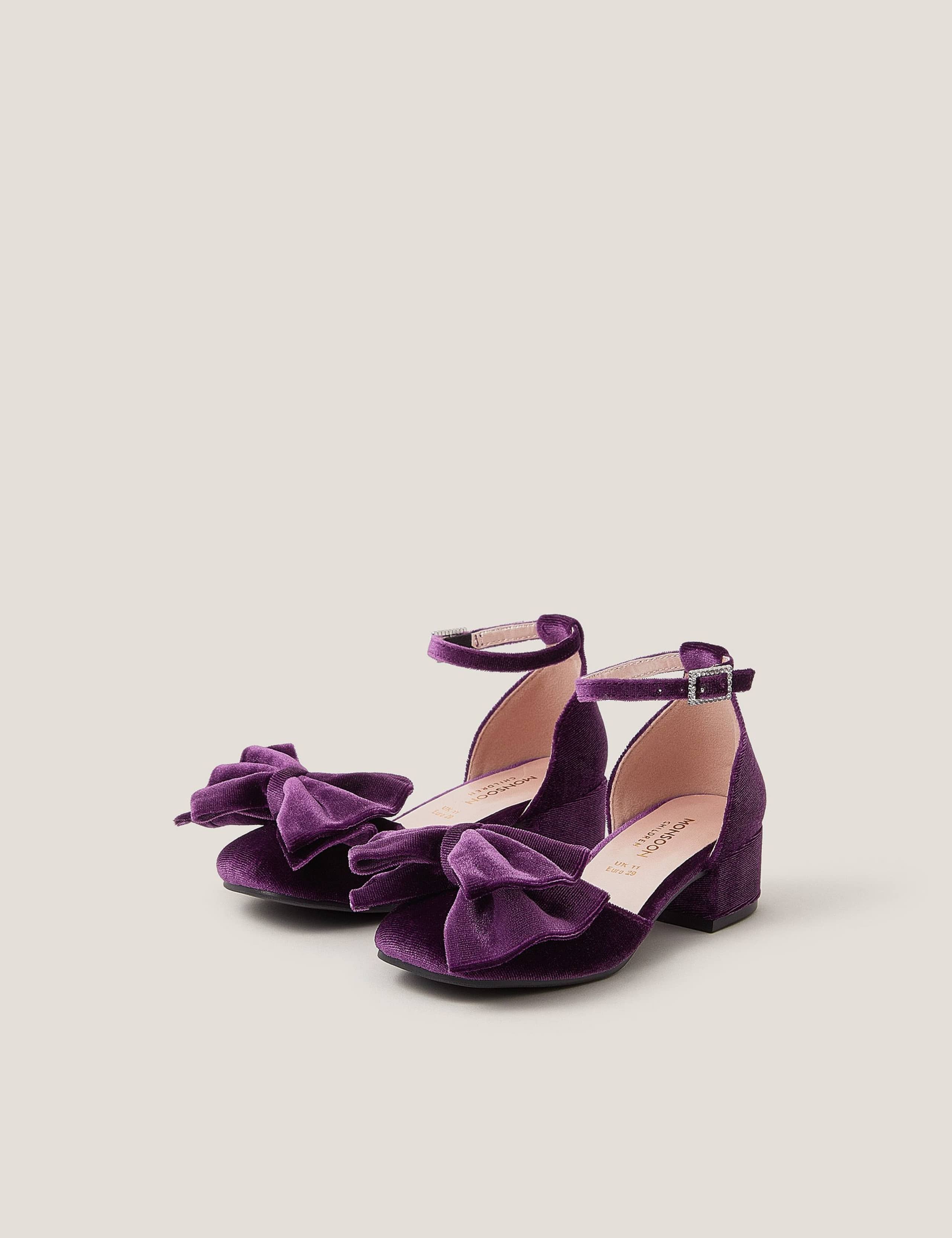 Kids' Velvet Bow Sandals (7 Small - 2 Large)