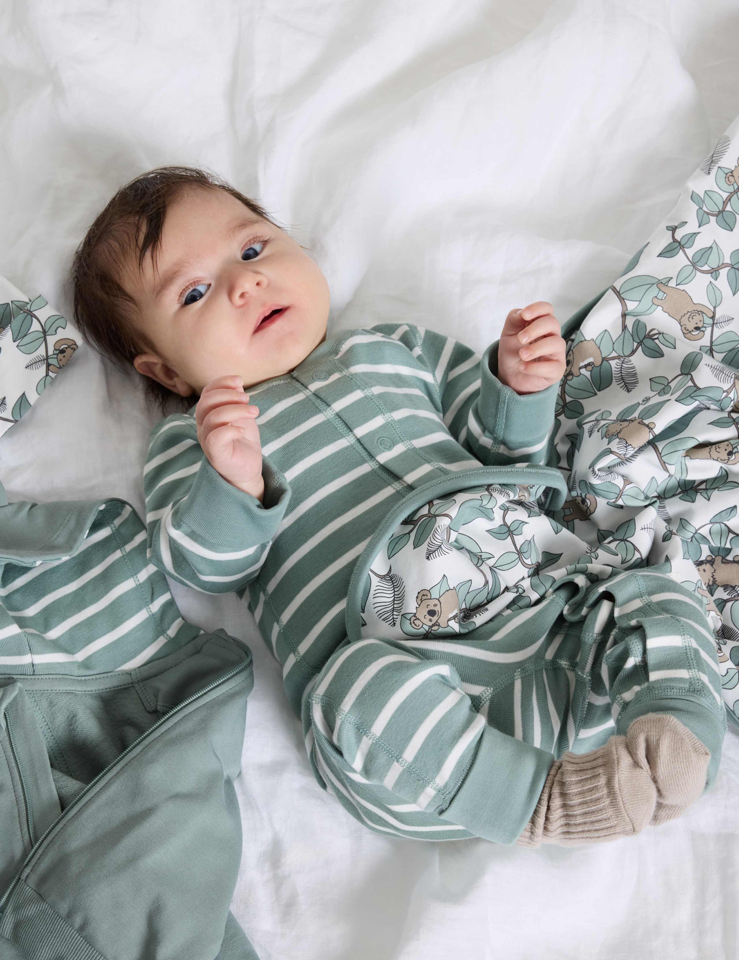 Pure Cotton Striped Sleepsuit (1-24 Mths)