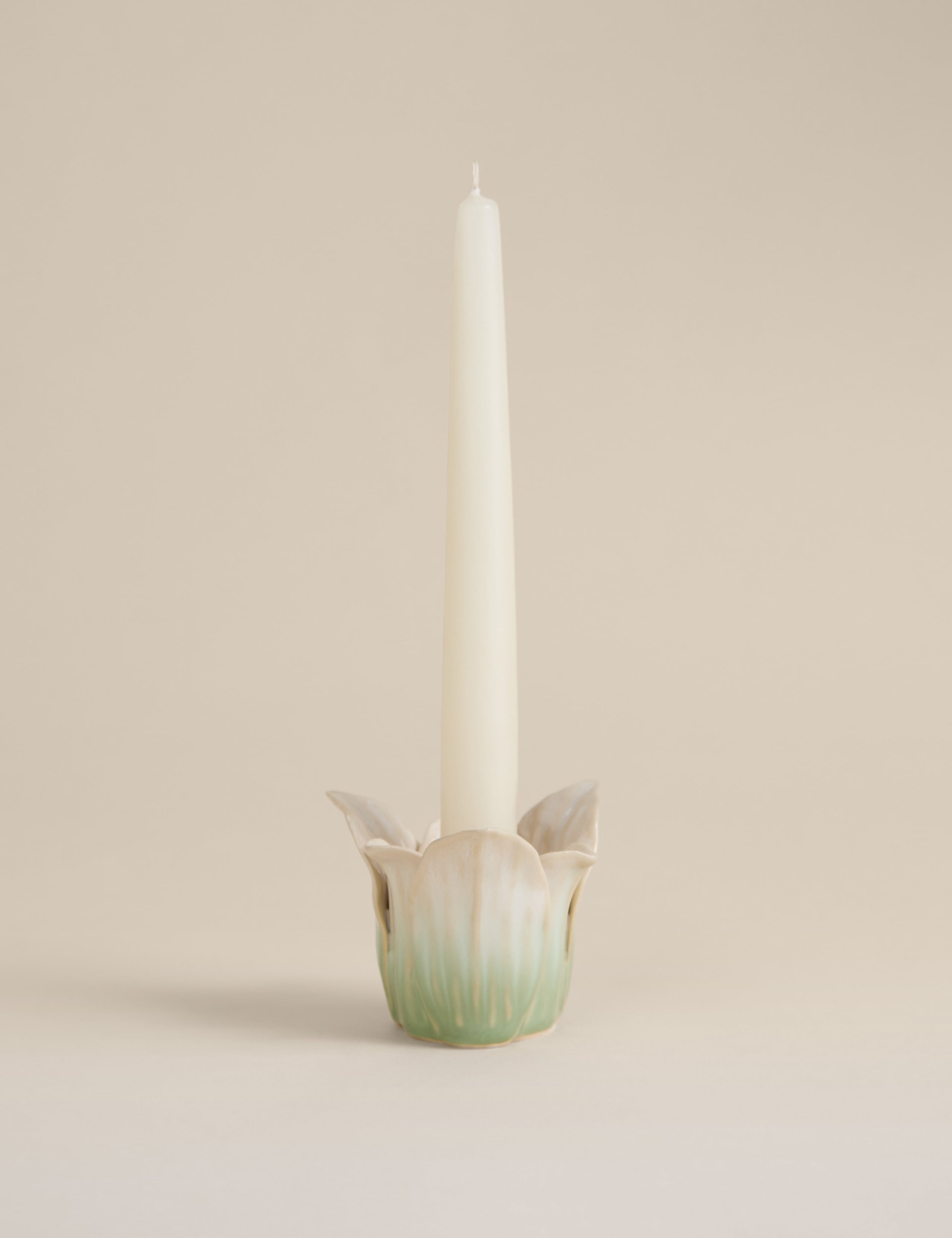 Handkerchief Petal Ceramic Candle Holder