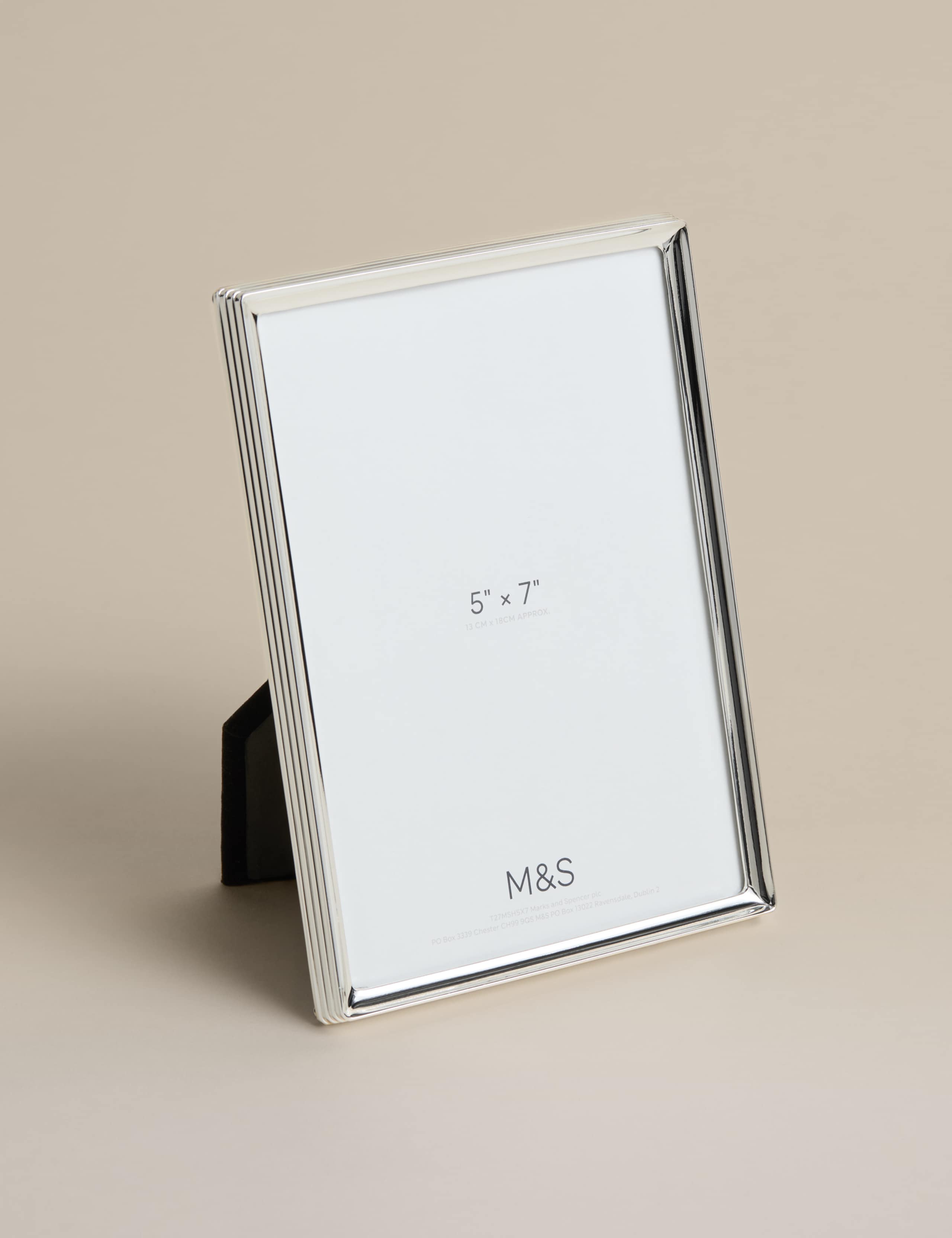 Ribbed Silver Plated Photo Frame 5x7 inch