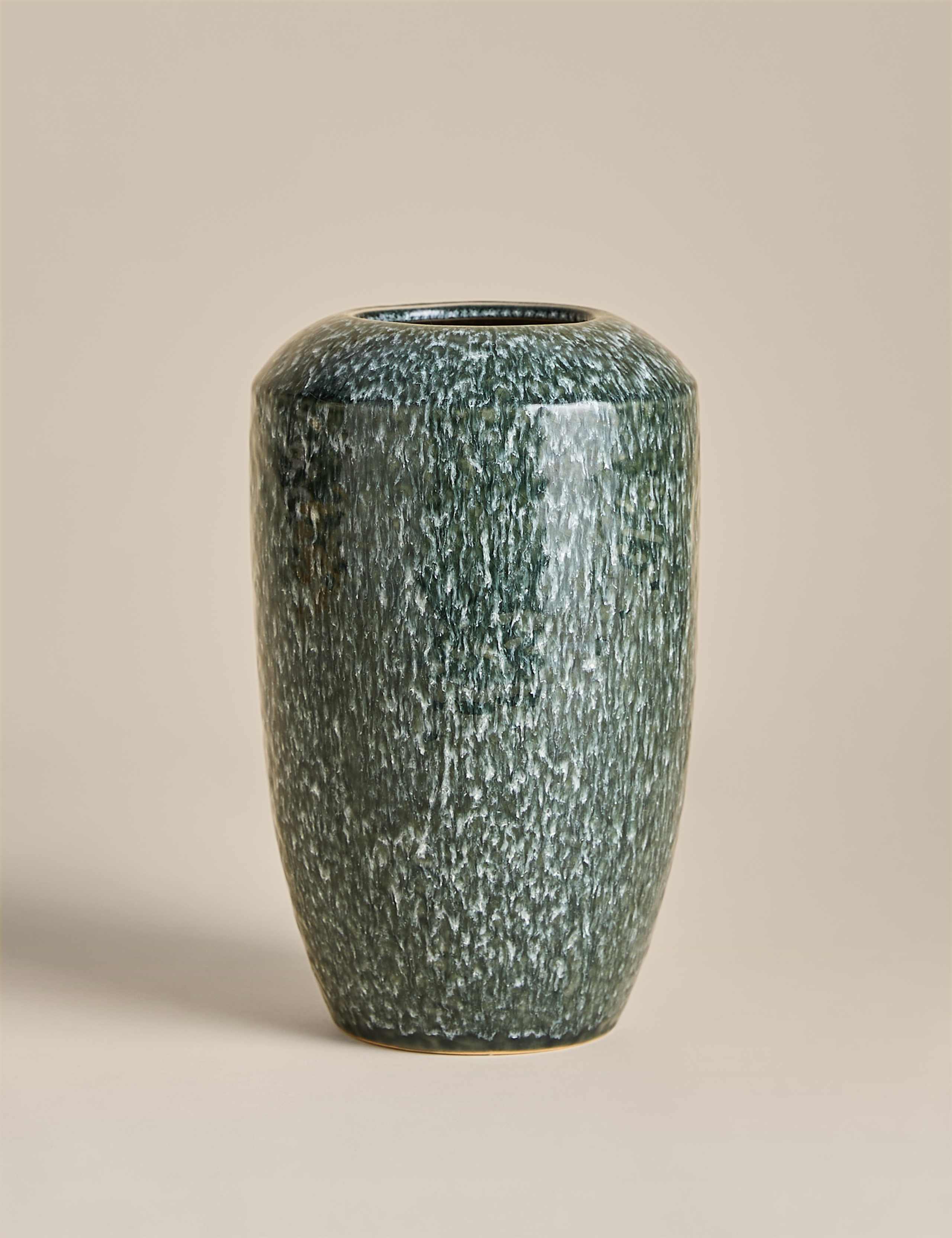 Medium Tapered Ceramic Vasee