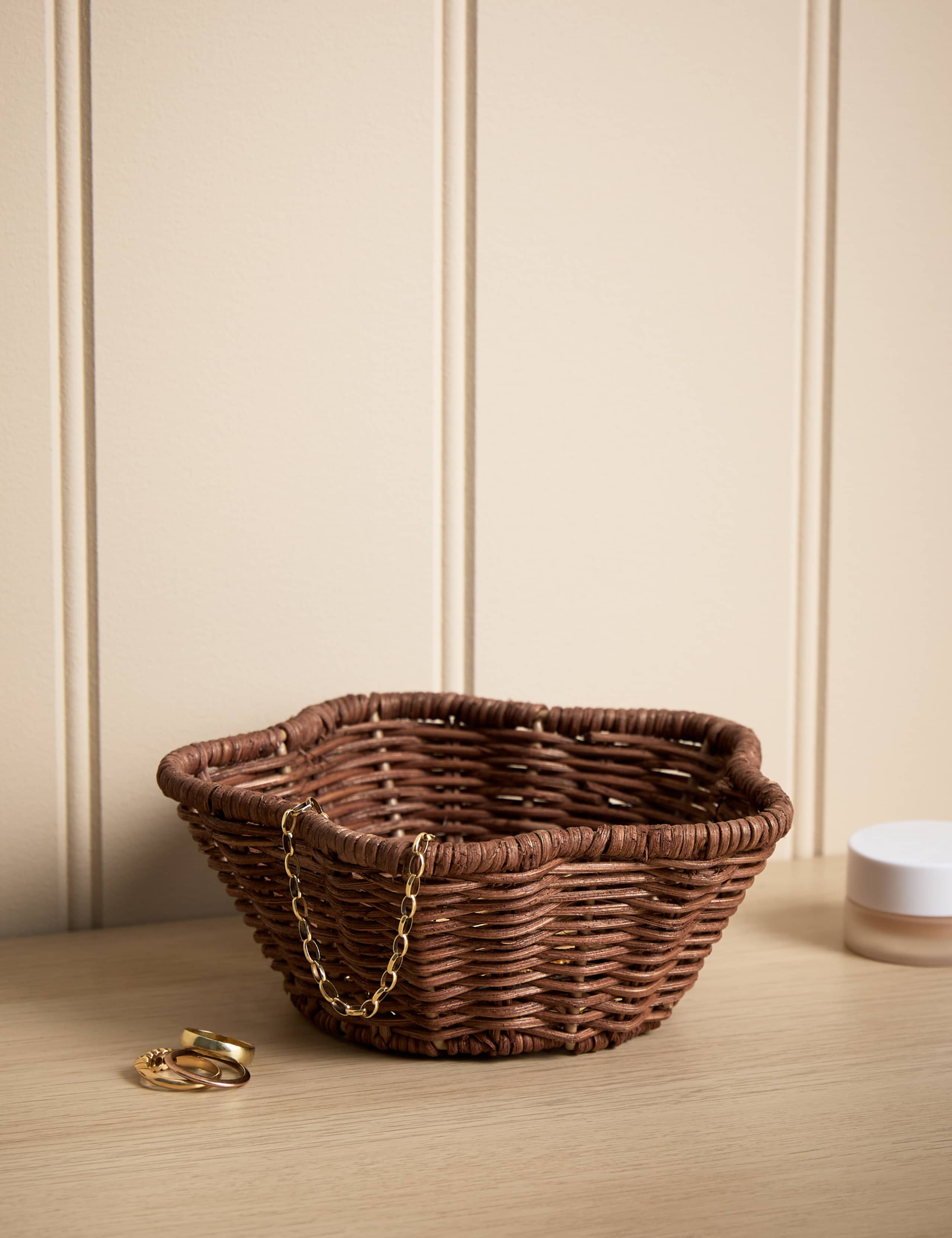 Small Scallop Rattan Trinket Bowl