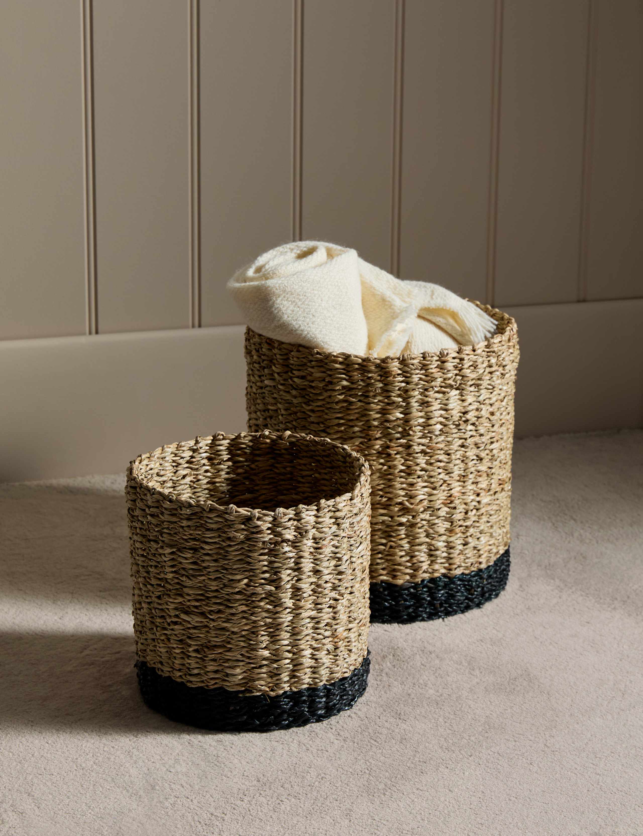 Set of 2 Raffia & Seagrass Contrast Baskets