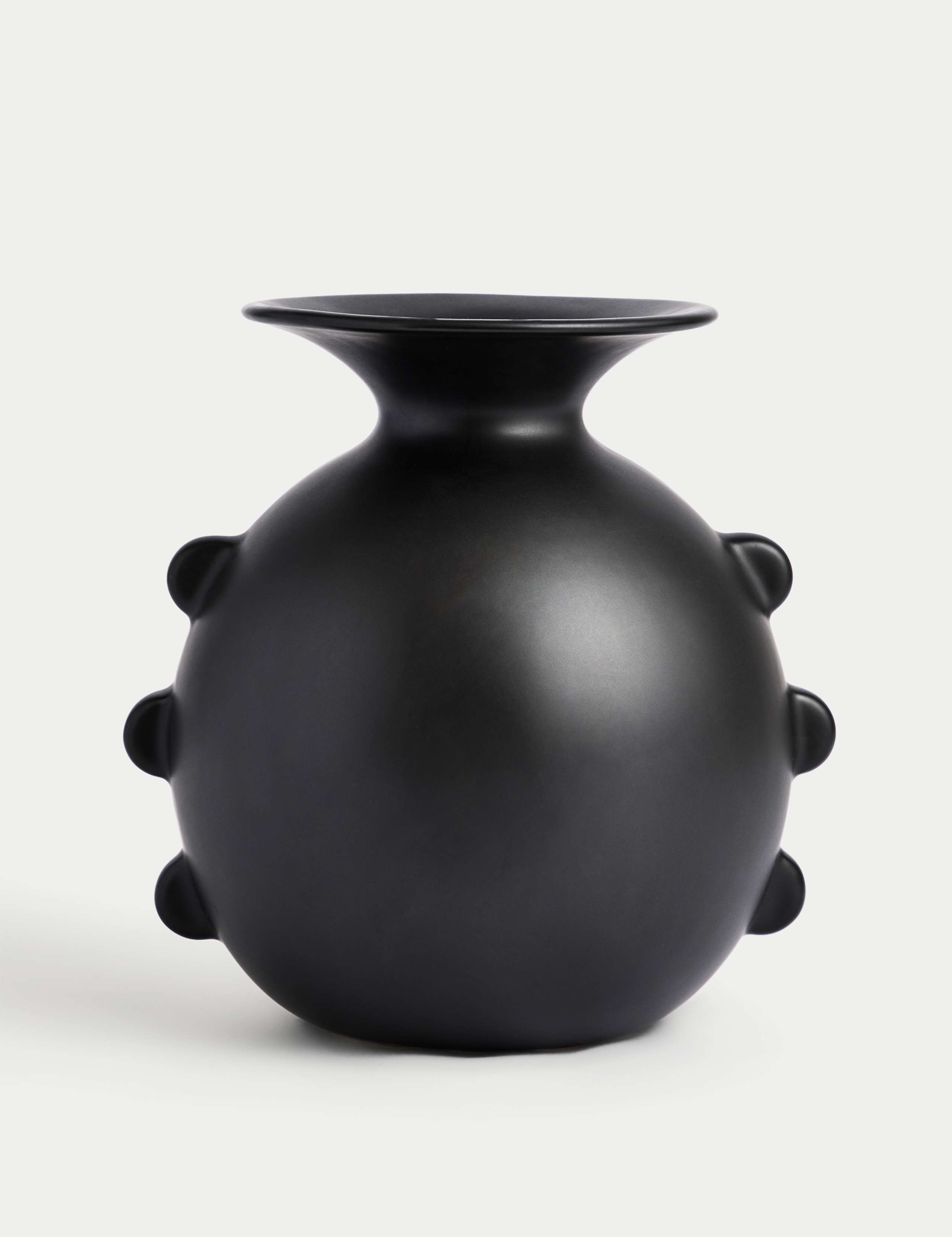Scallop Edge Ceramic Bouquet Vase