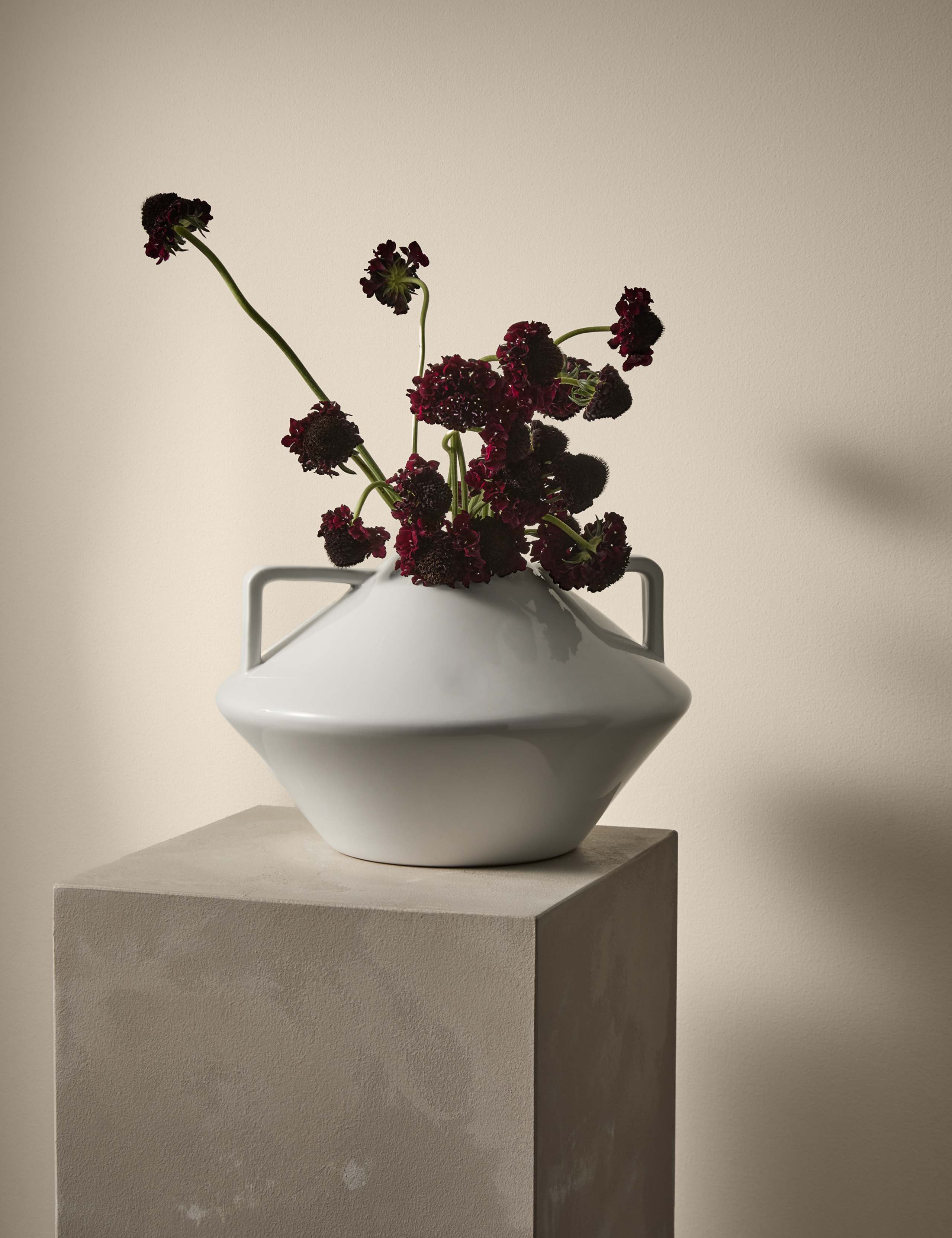 Large Angle Vase