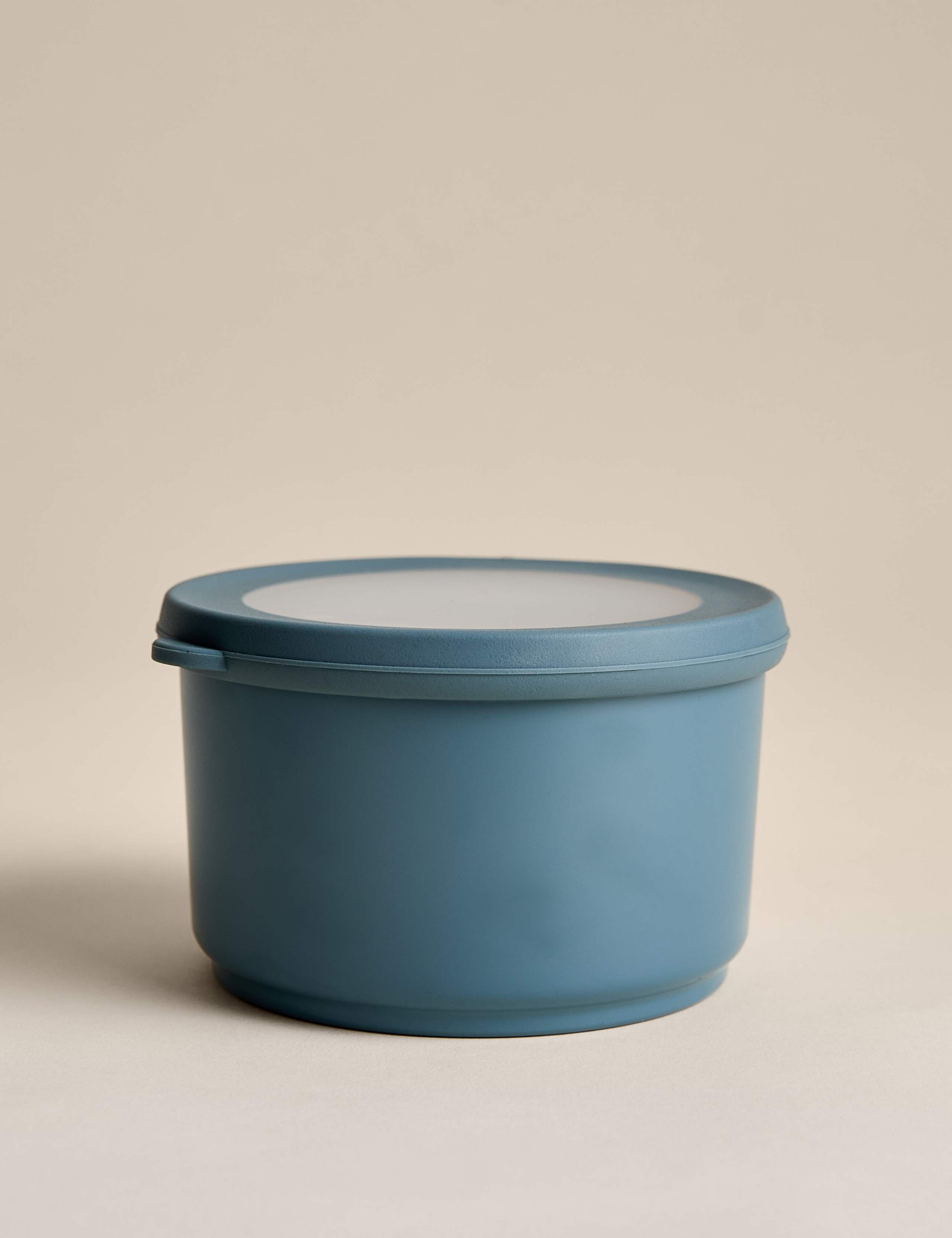 Round Plastic Storage Container
