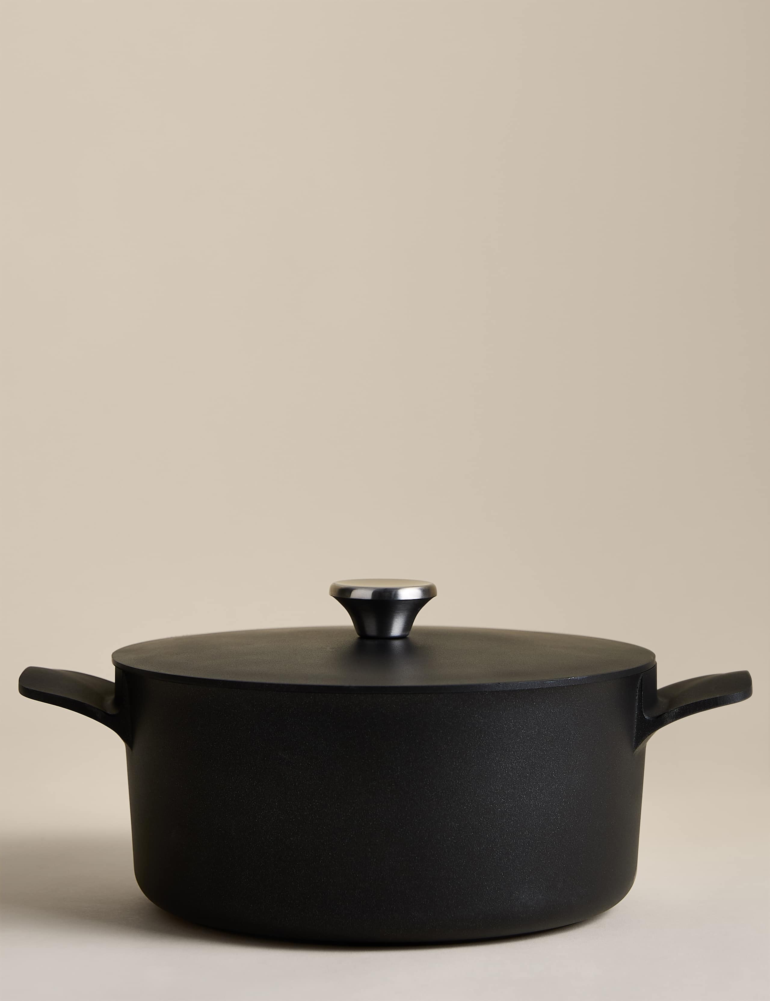 Cast Aluminium 5L Casserole Dish