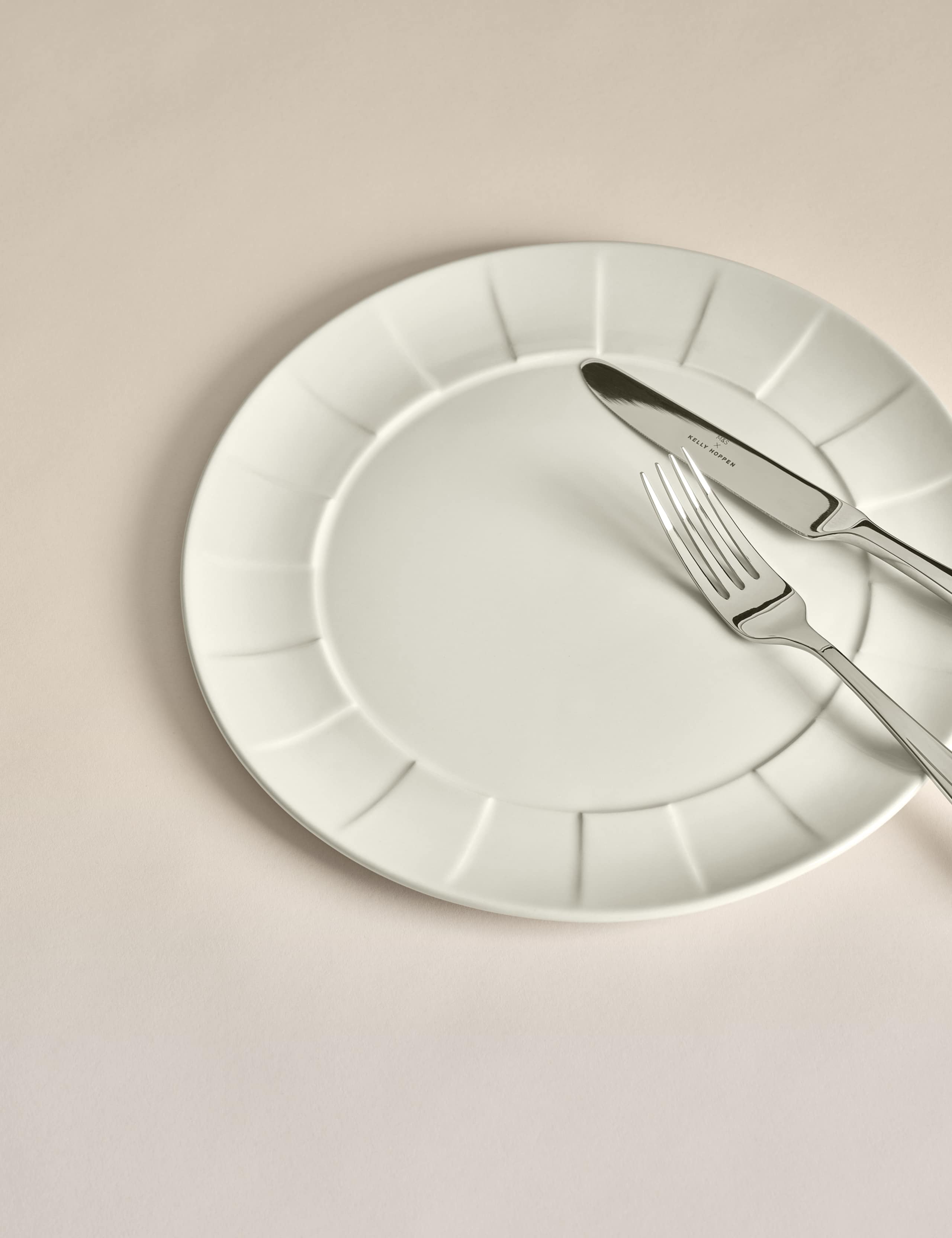 Textured Dinner Plate