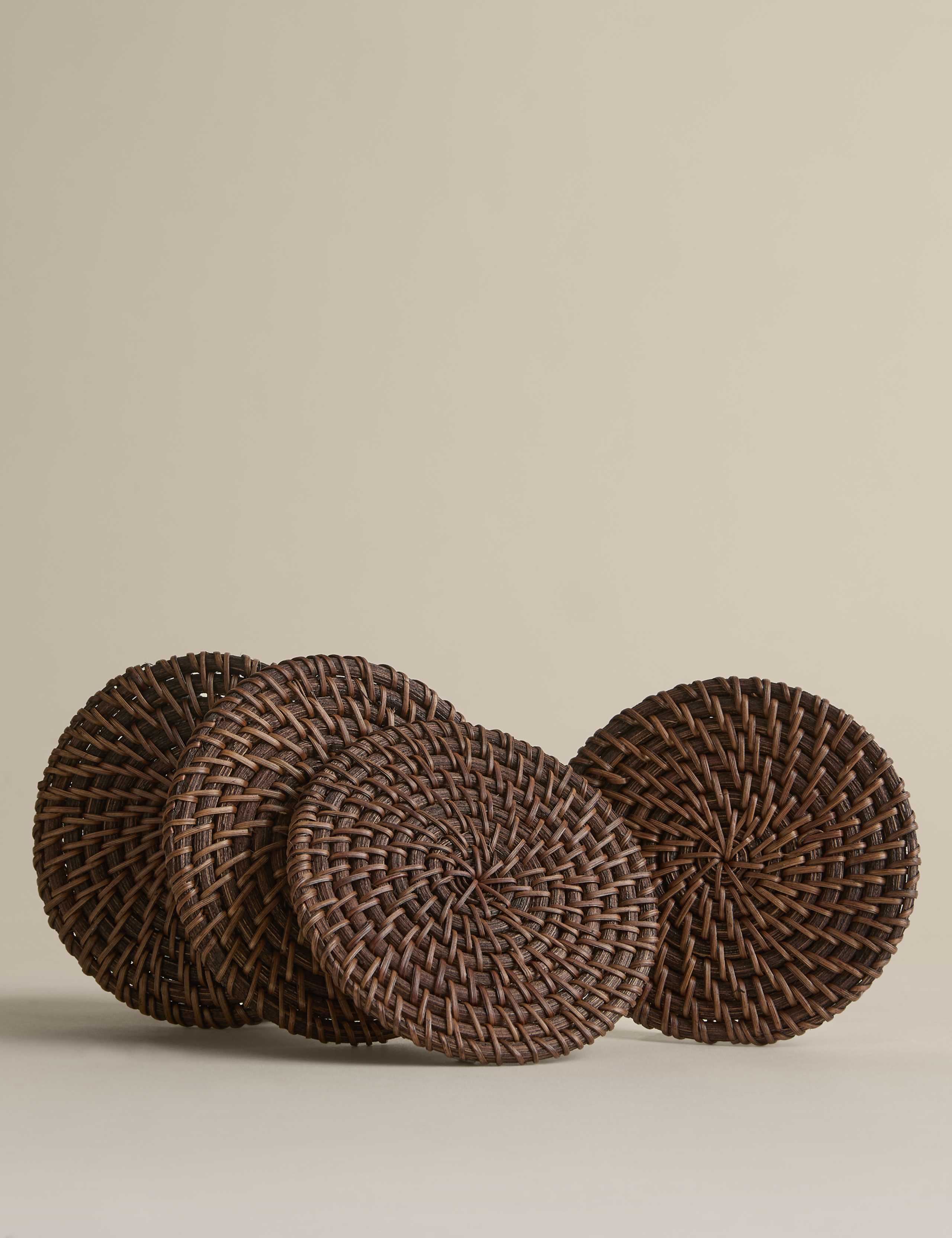 Set of 4 Rattan Oval Coasters with Holder