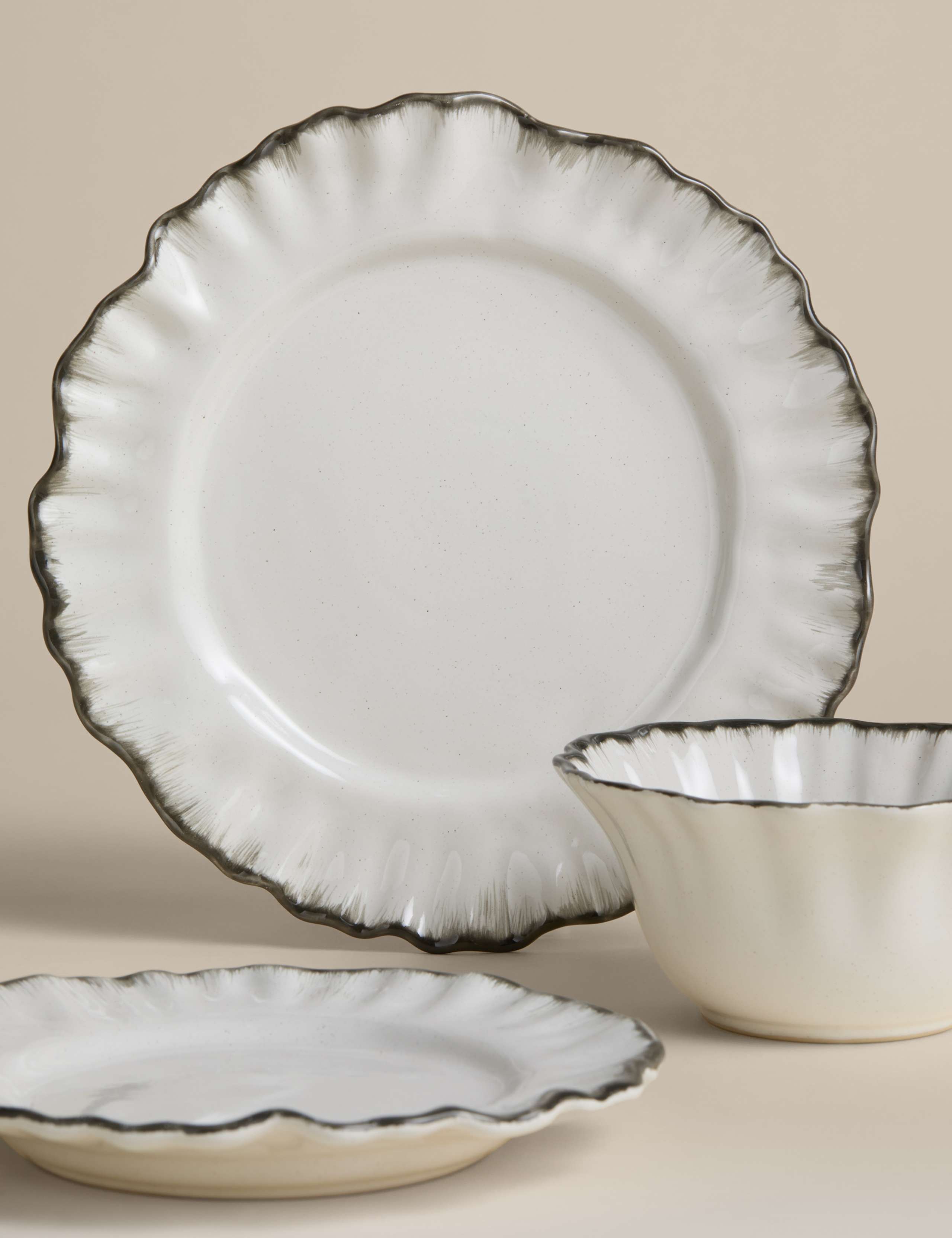 12 Piece Ruffle Stoneware Dinner Set