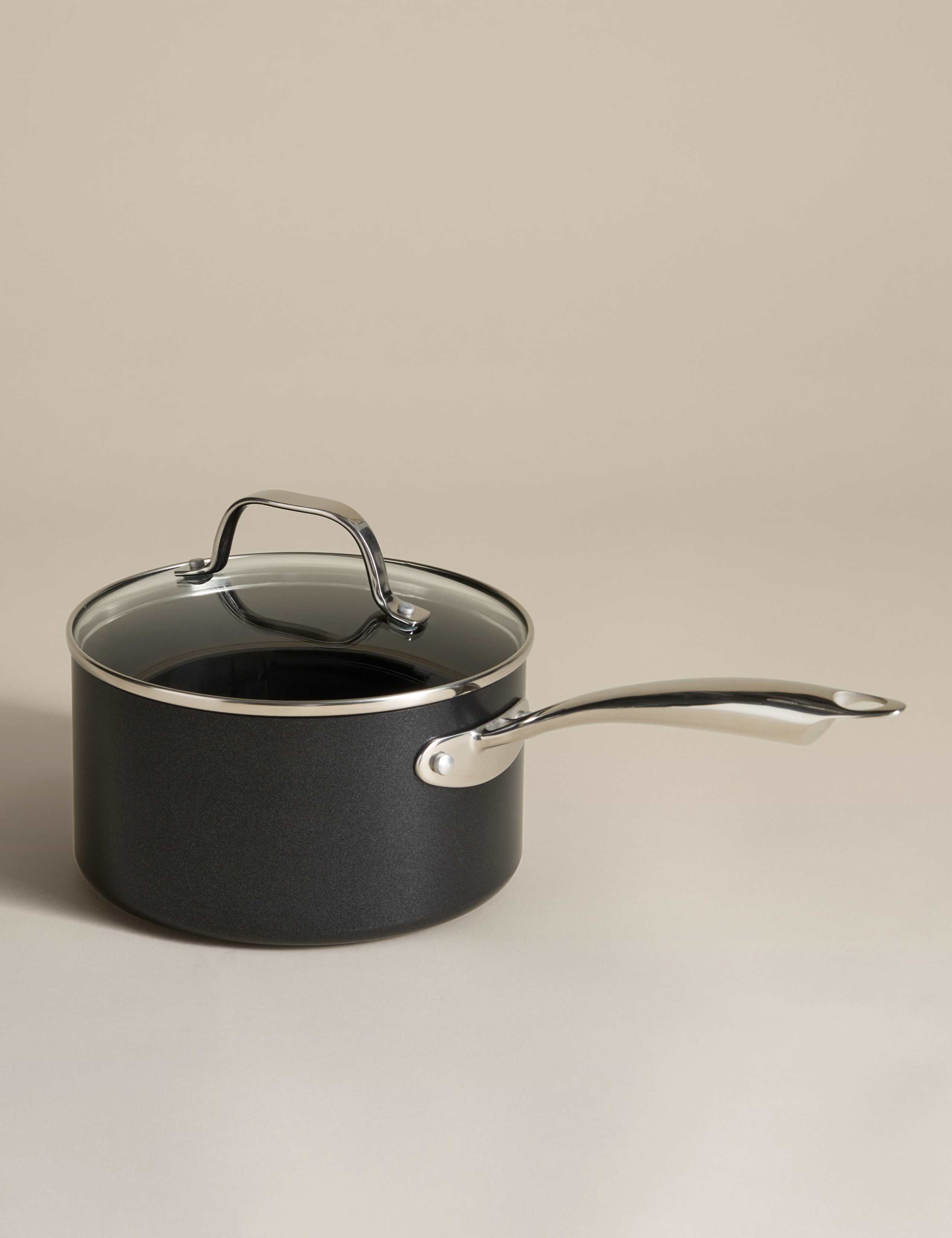 Aluminium 18cm Non-Stick Saucepan