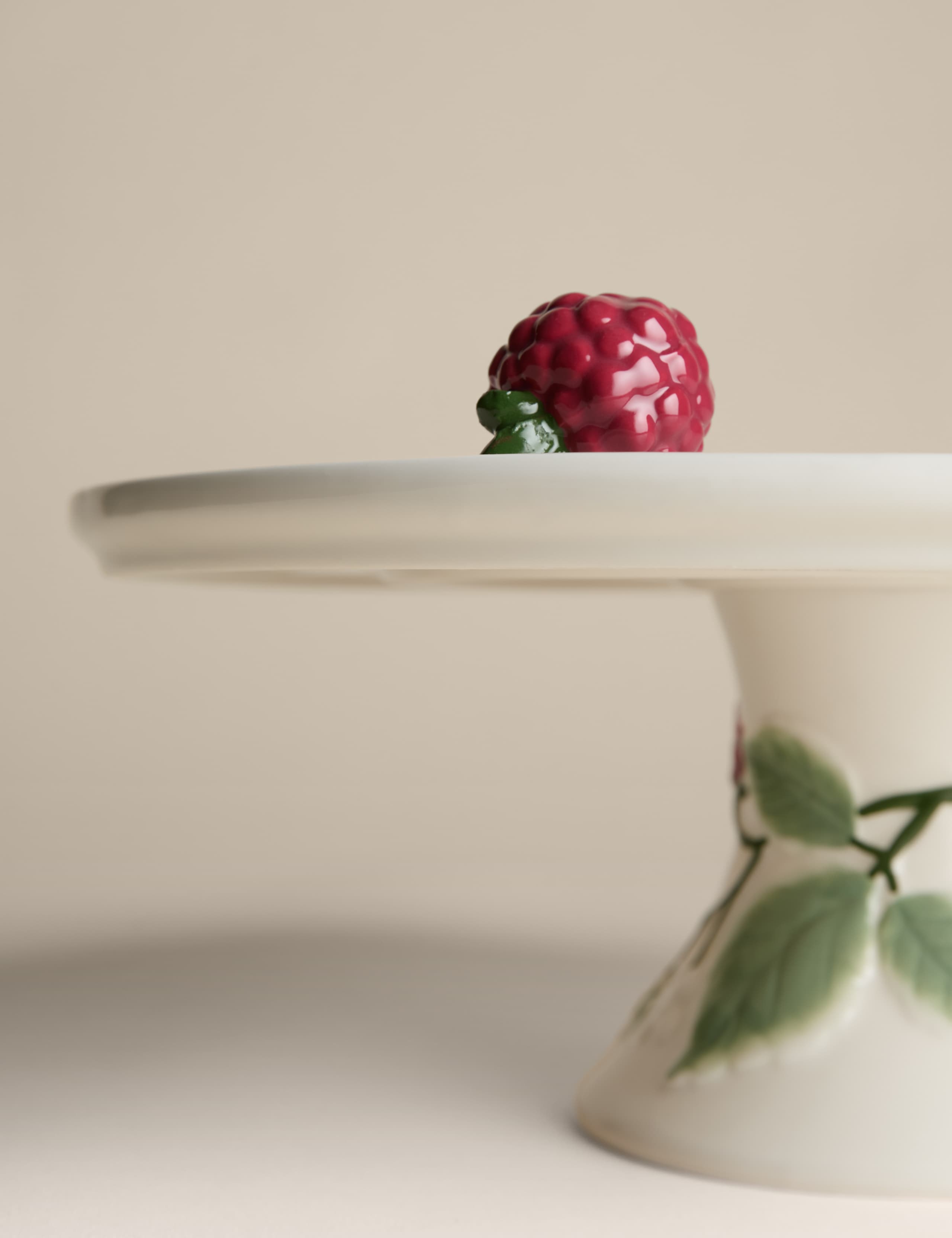 Bramble Cakestand