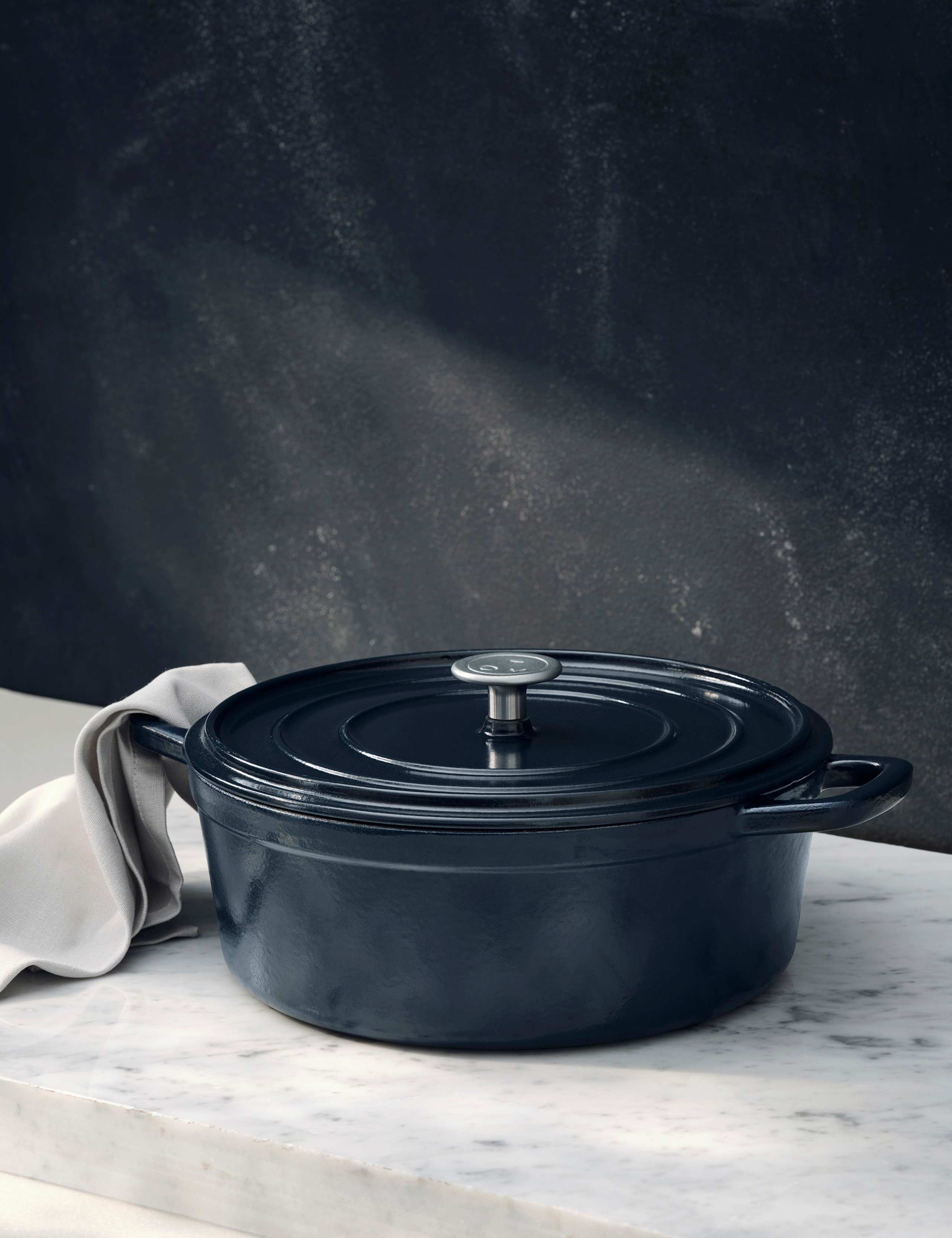 Cast Iron Shallow Casserole Dish