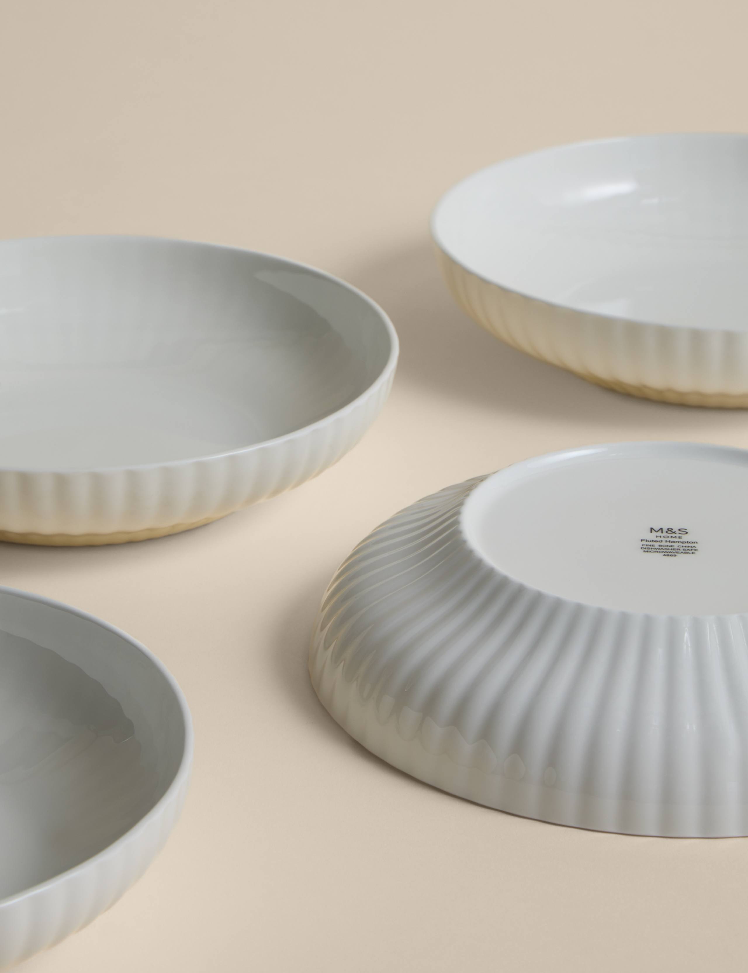 Set of 4 Hampton Fluted Pasta Bowls