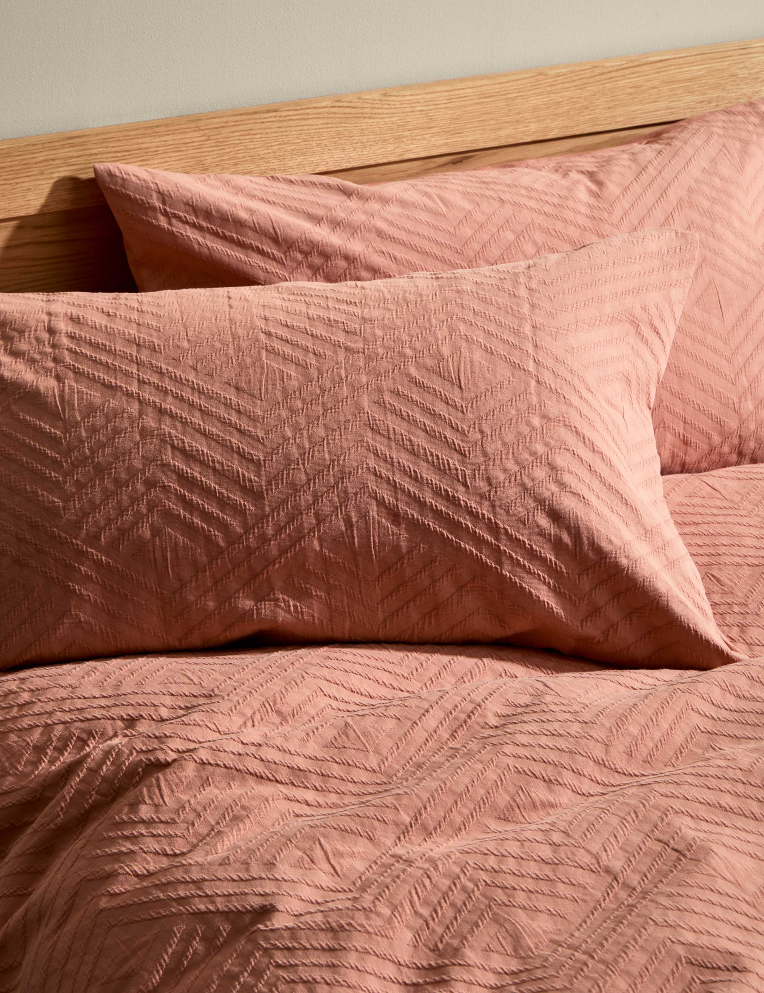 Pure Cotton Geometric Matelasse Bedding Set