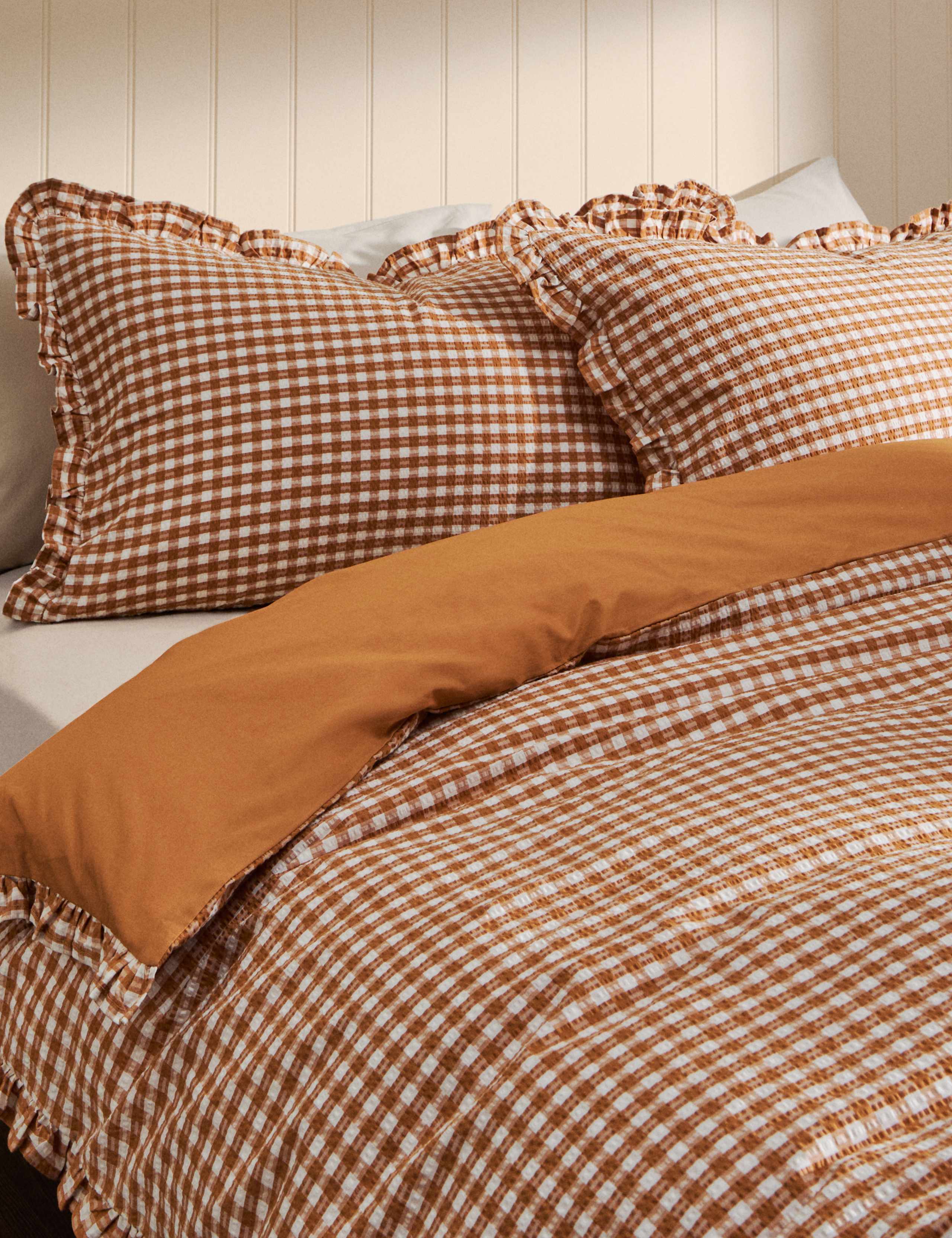Pure Cotton Gingham Ruffle Bedding Set