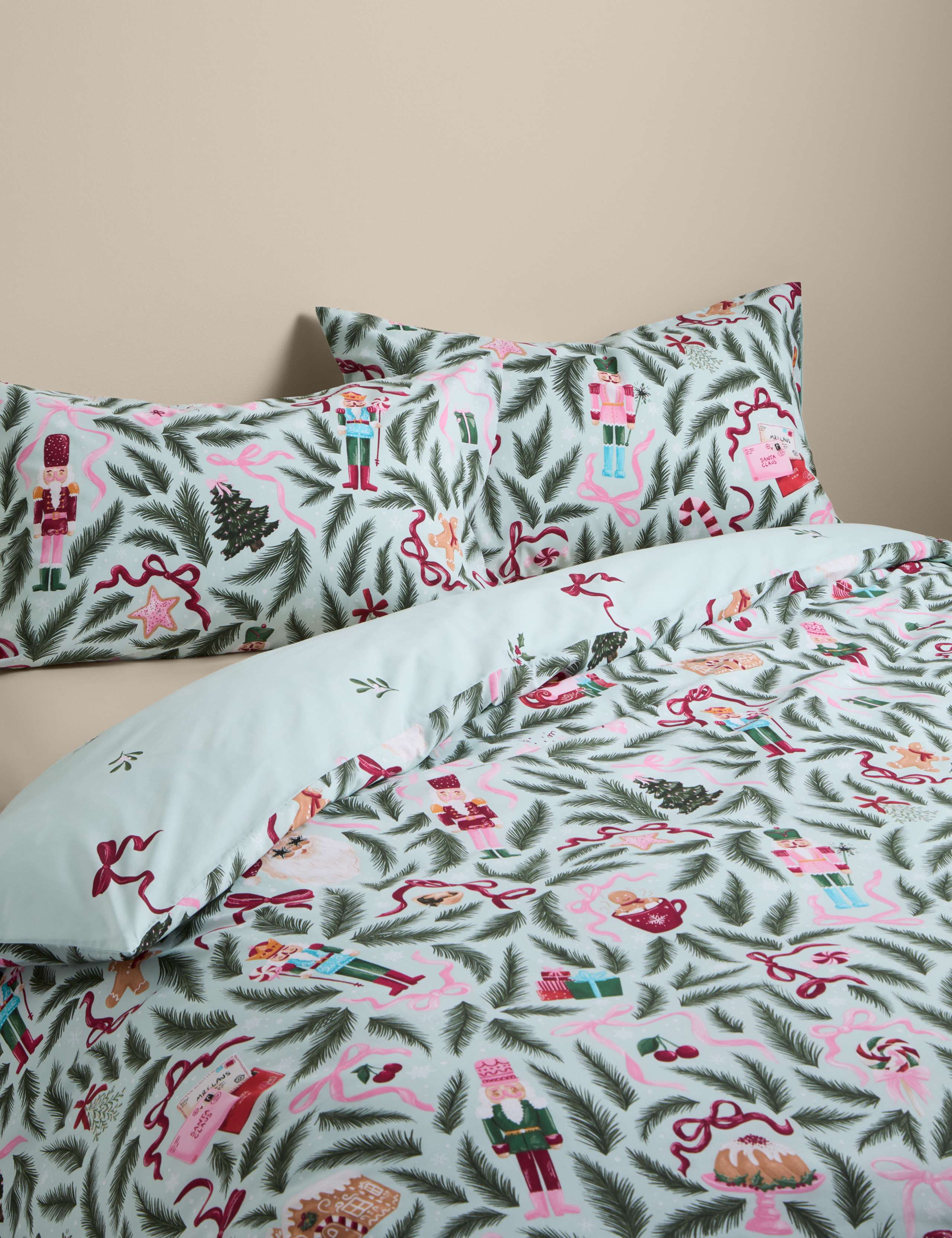 Cotton Blend Reversible Nutcracker Bedding Set