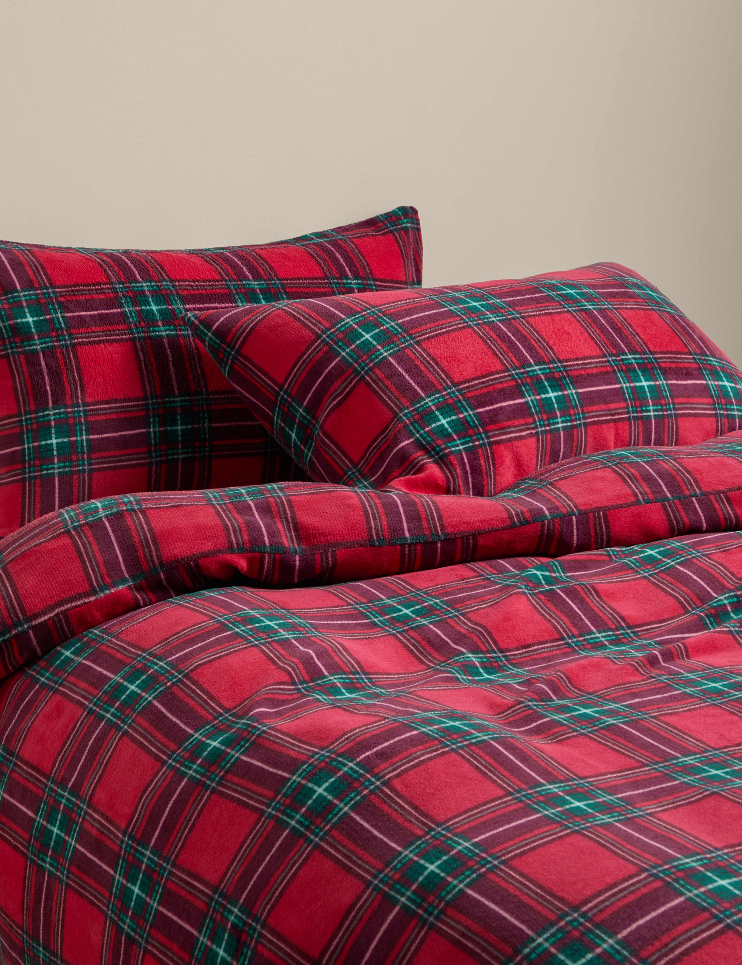Fleece Checked Bedding Set