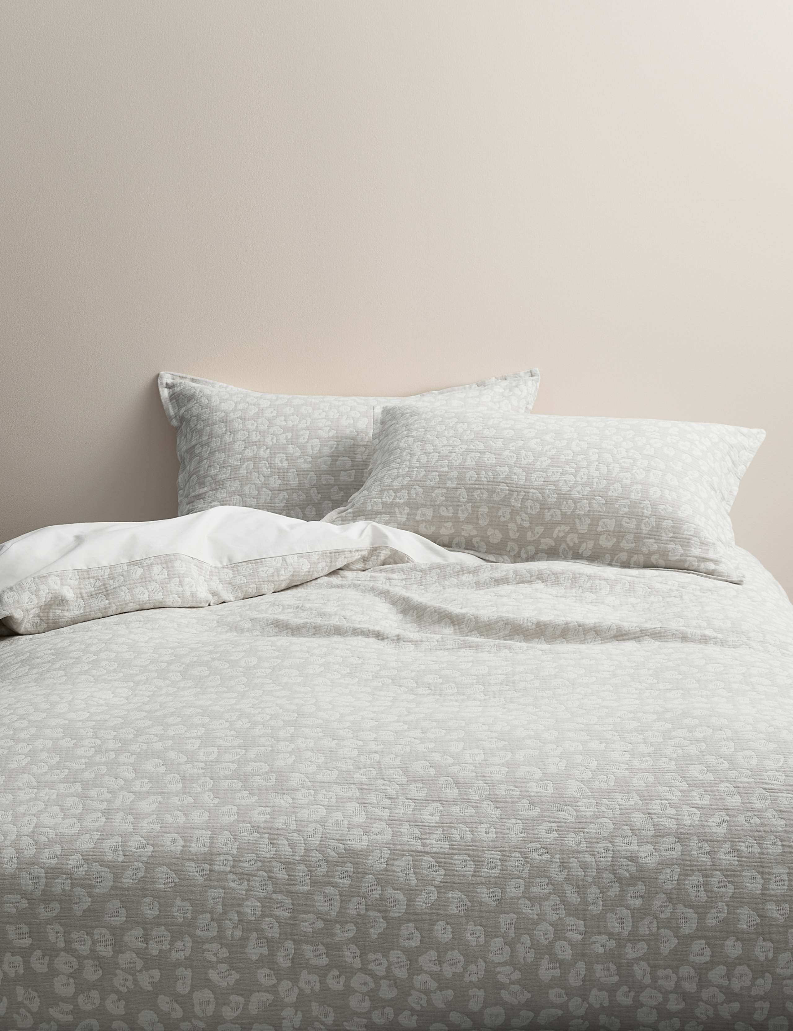 Pure Cotton Leopard Jacquard Bedding Set