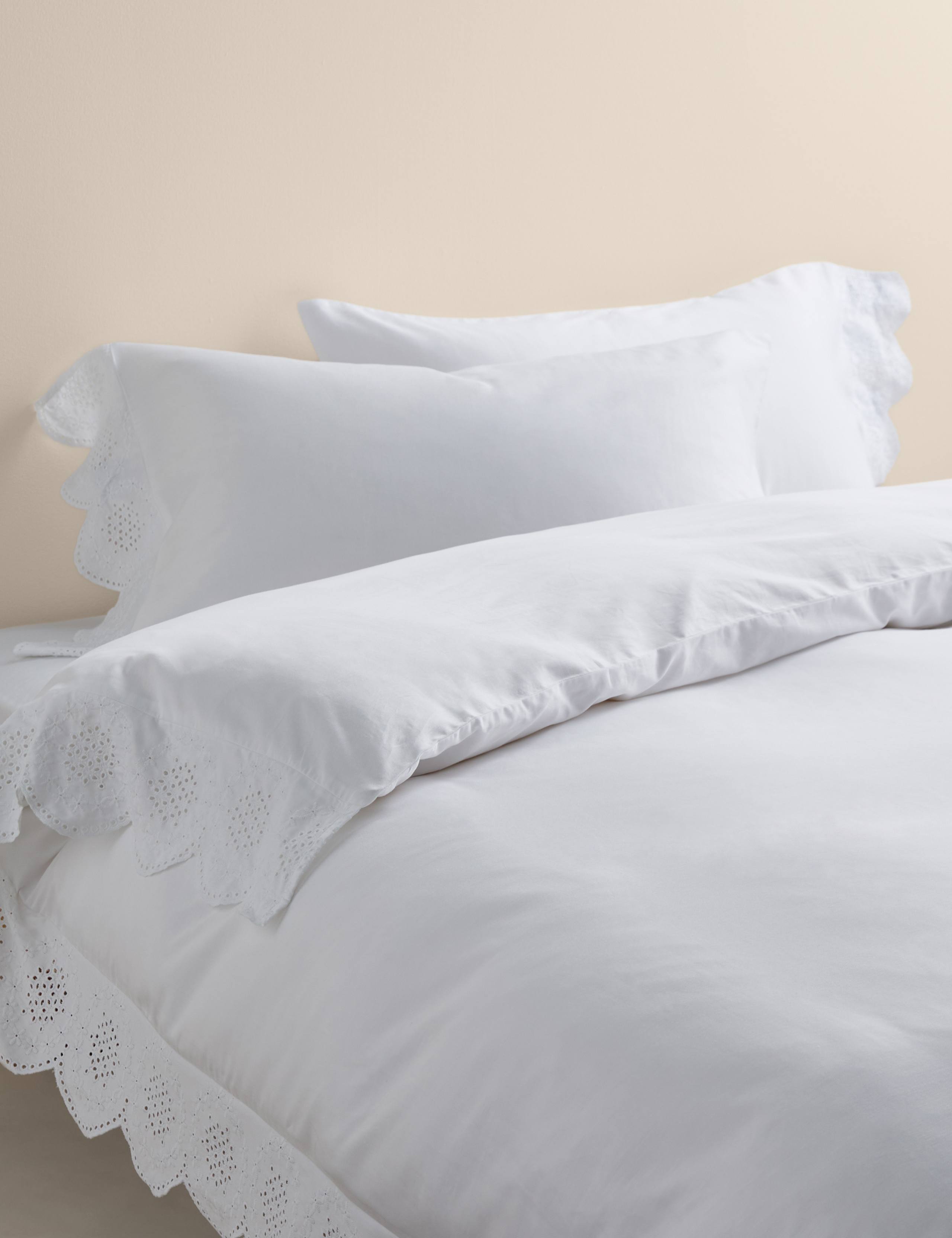 Pure Cotton Broderie Scalloped Edge Bedding Set