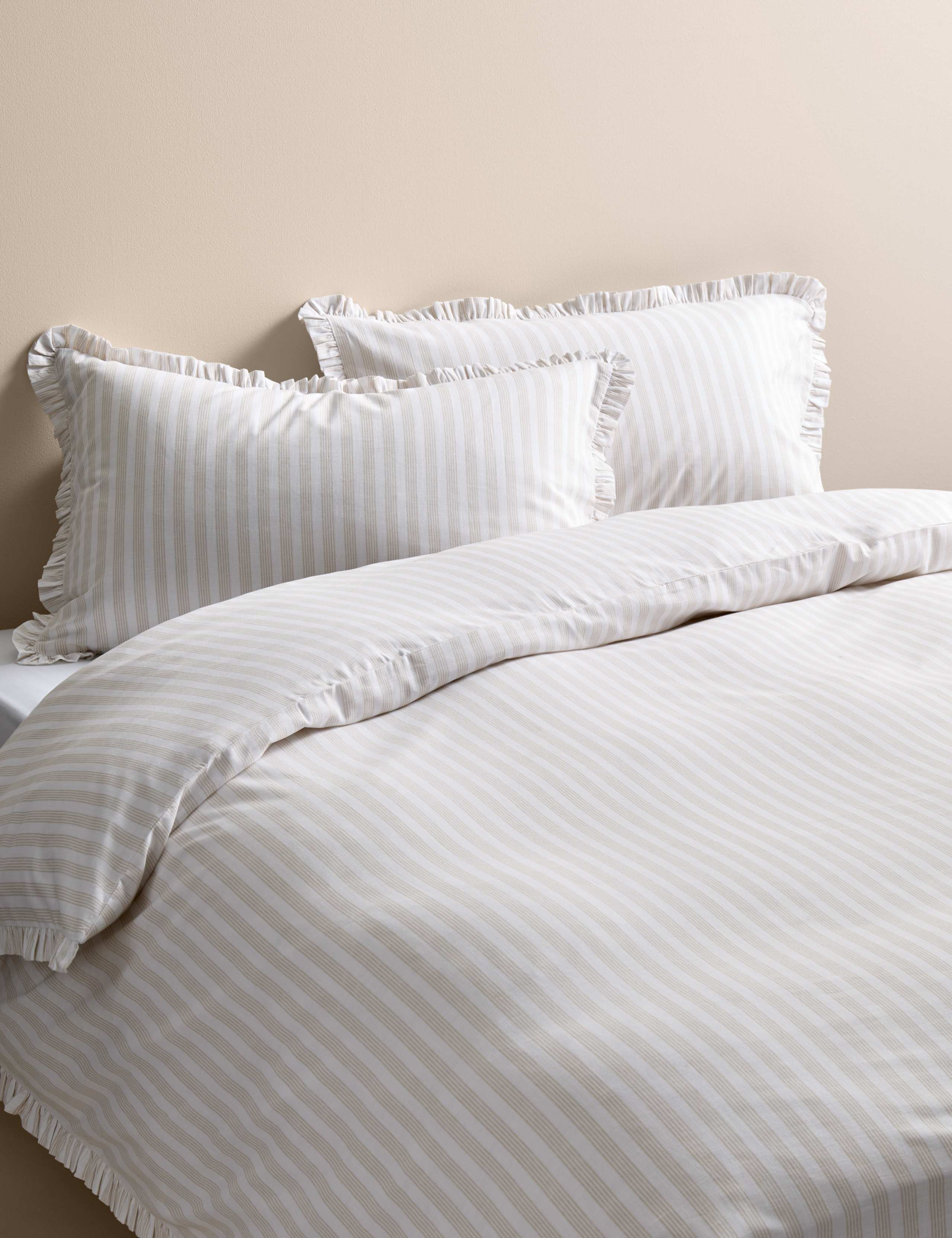 Pure Cotton Narrow Stripe Ruffle Bedding Set