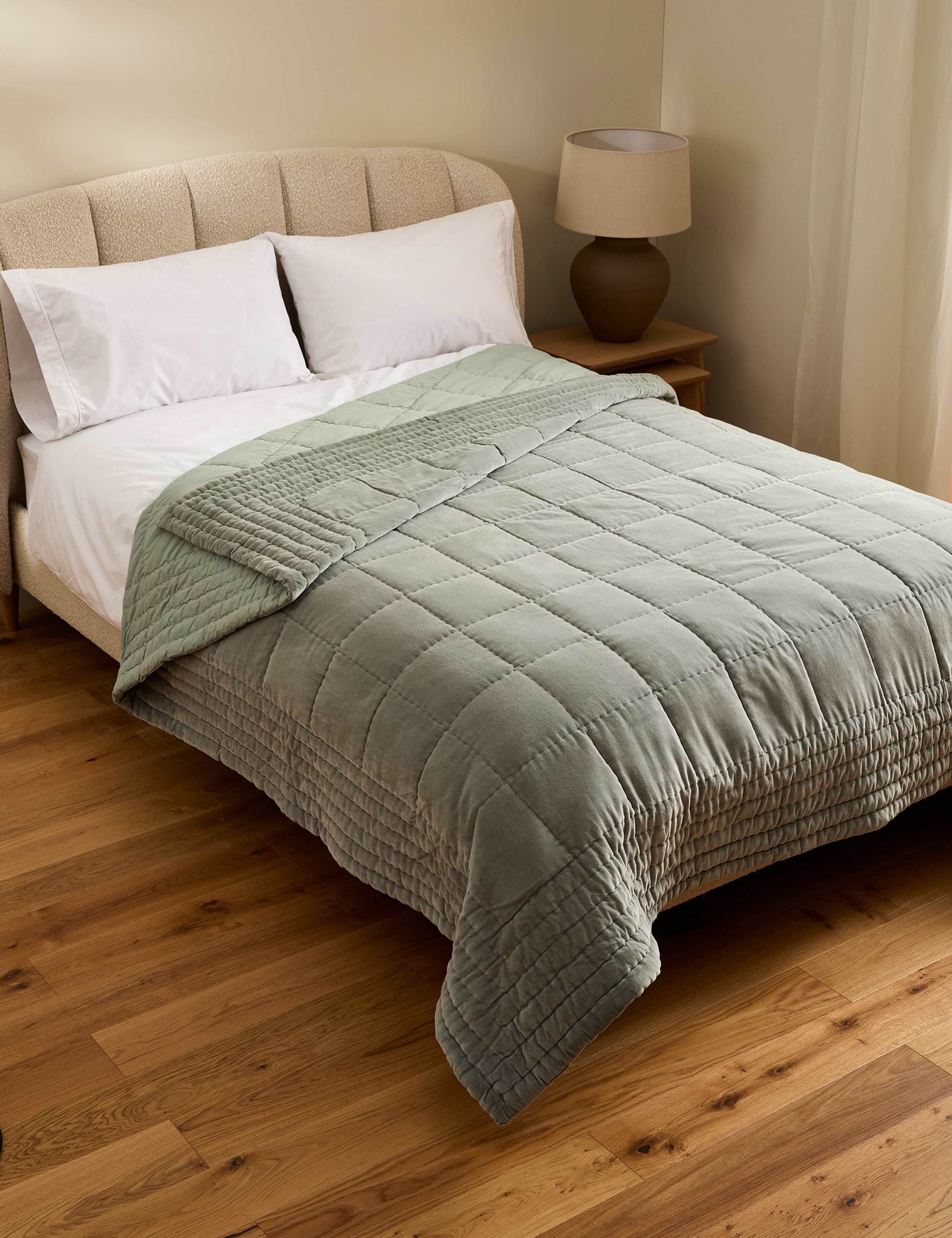 Cotton Velvet Quilted Bedspread