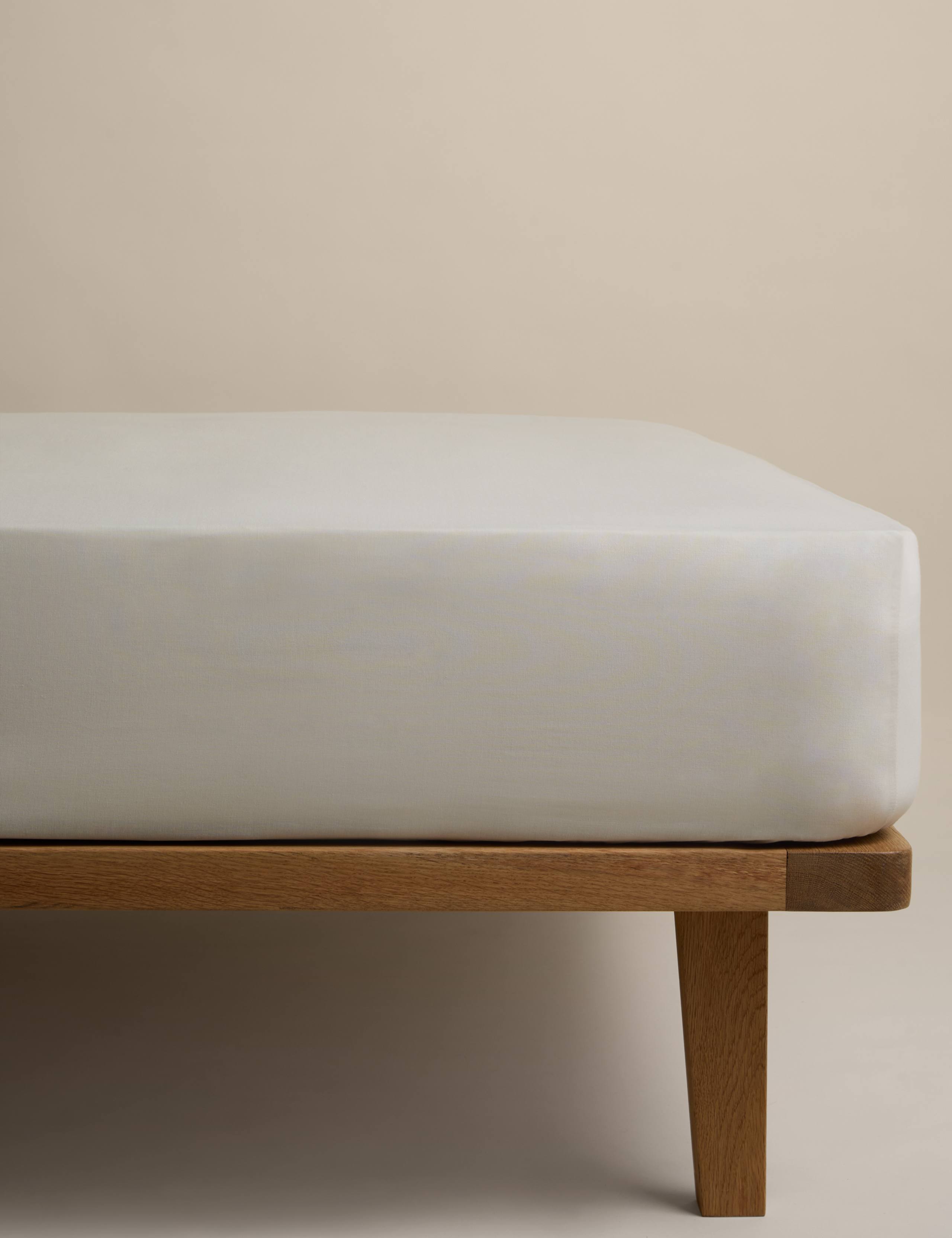 Easy Care Cotton Blend Fitted Sheet
