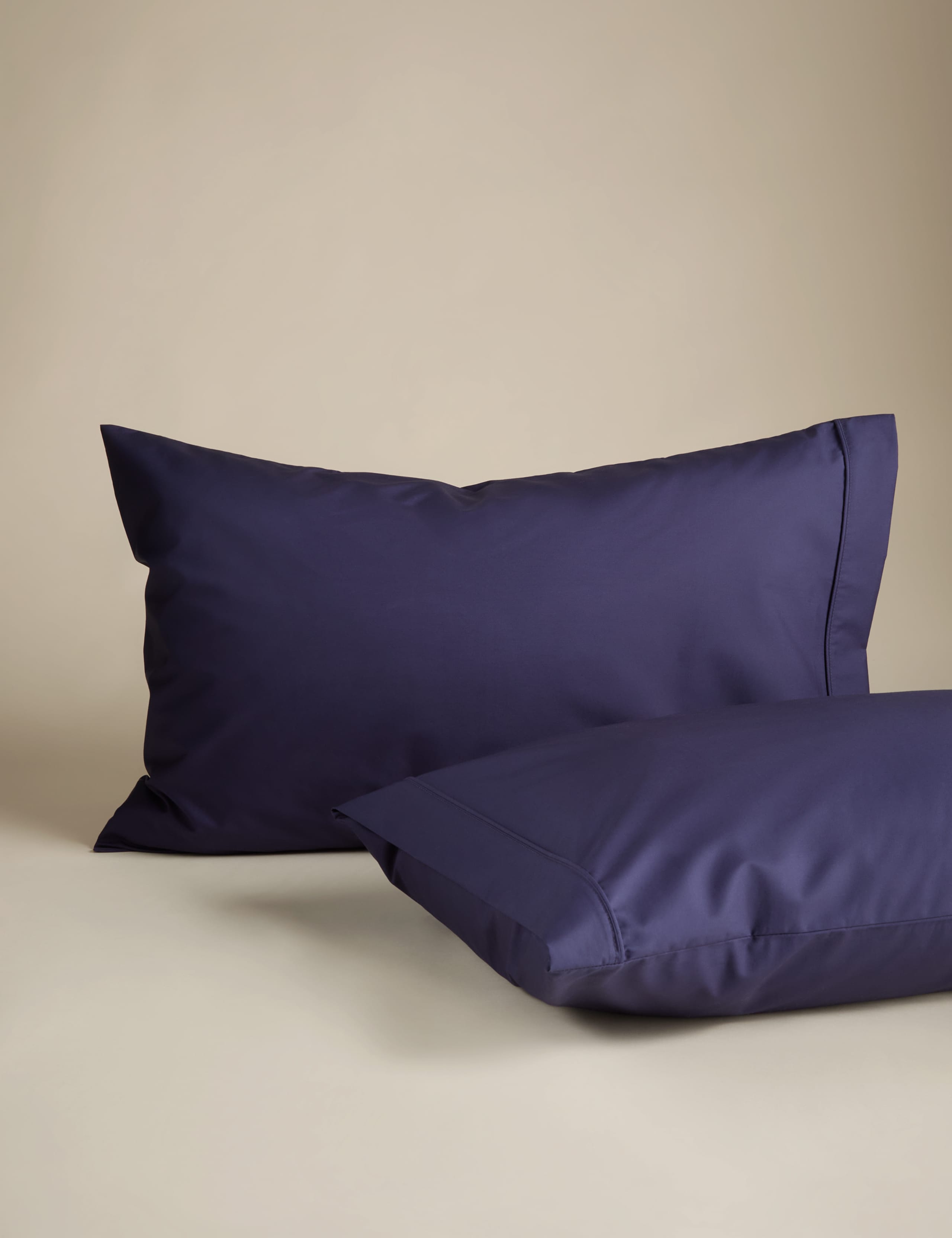 2 Pack Egyptian Cotton 230 Thread Count Crisp Pillowcases