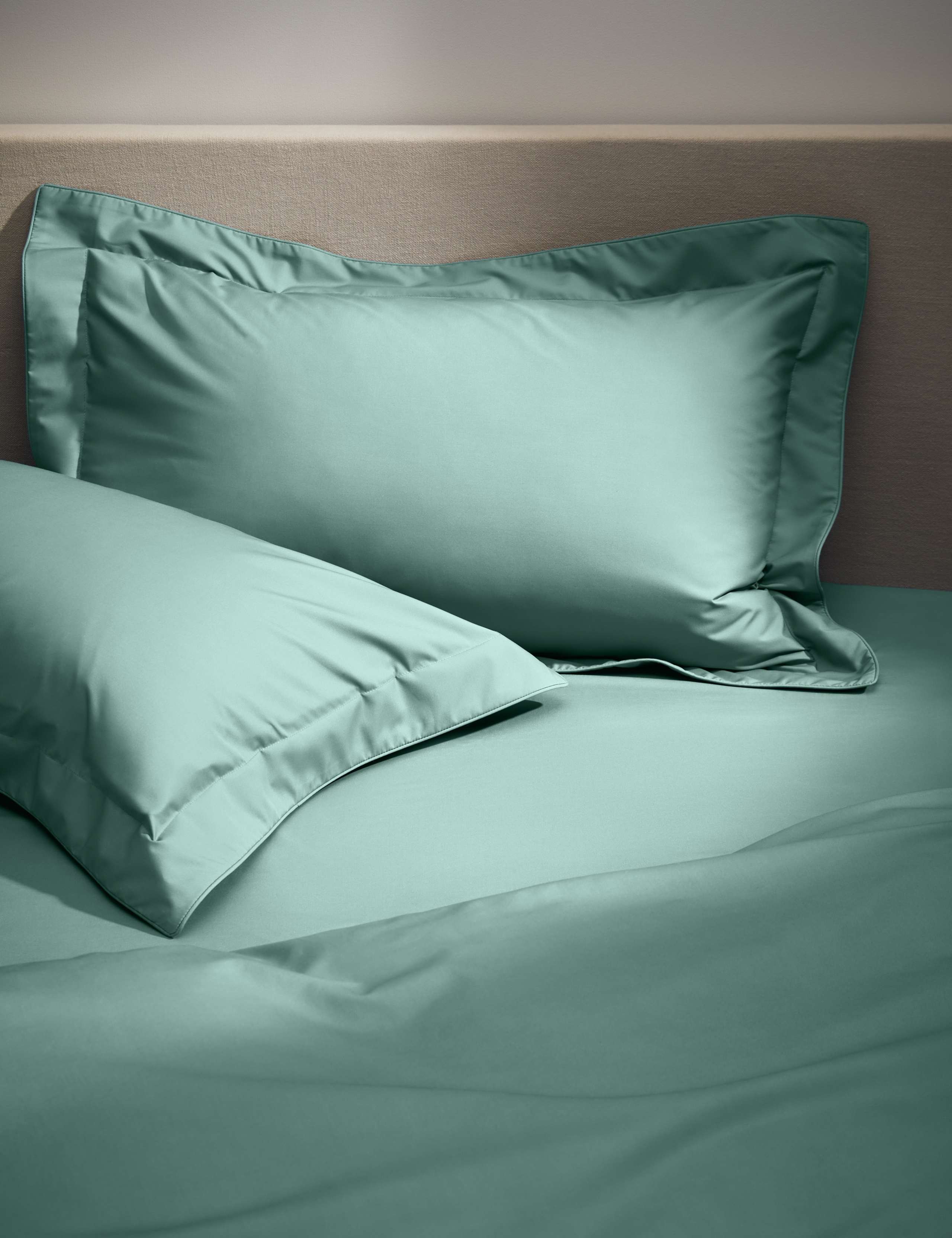 2pk Egyptian Cotton 230 Thread Count Oxford Pillowcases