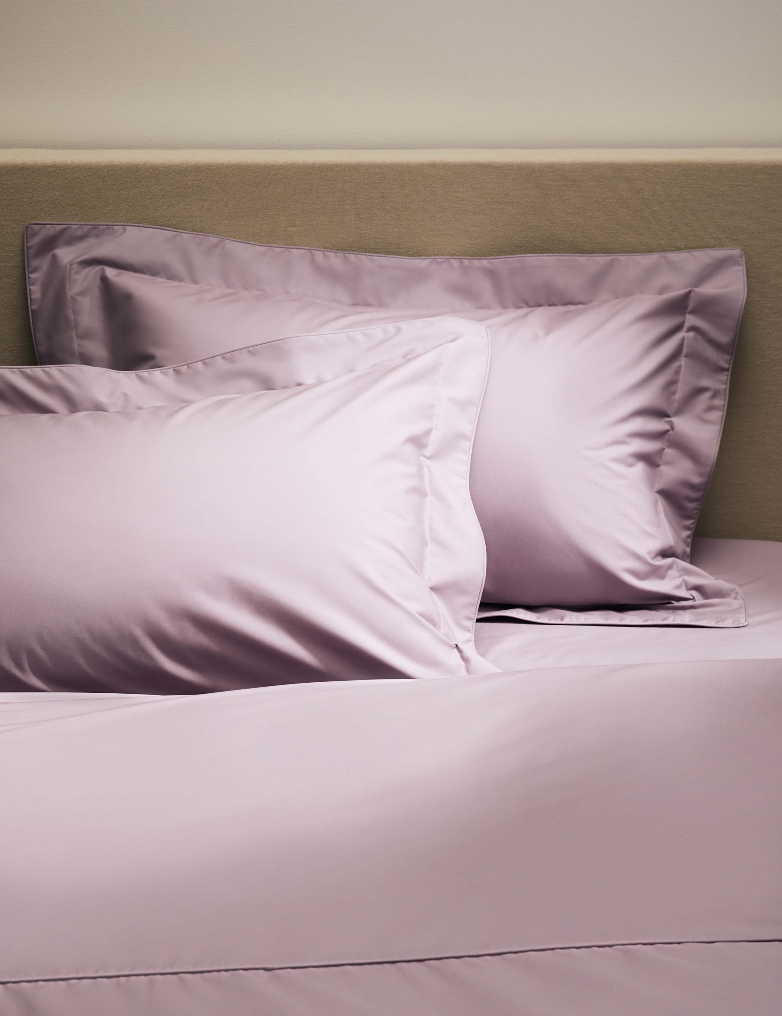 2 Pack Egyptian Cotton 230 Thread Count Crisp Oxford Pillowcases