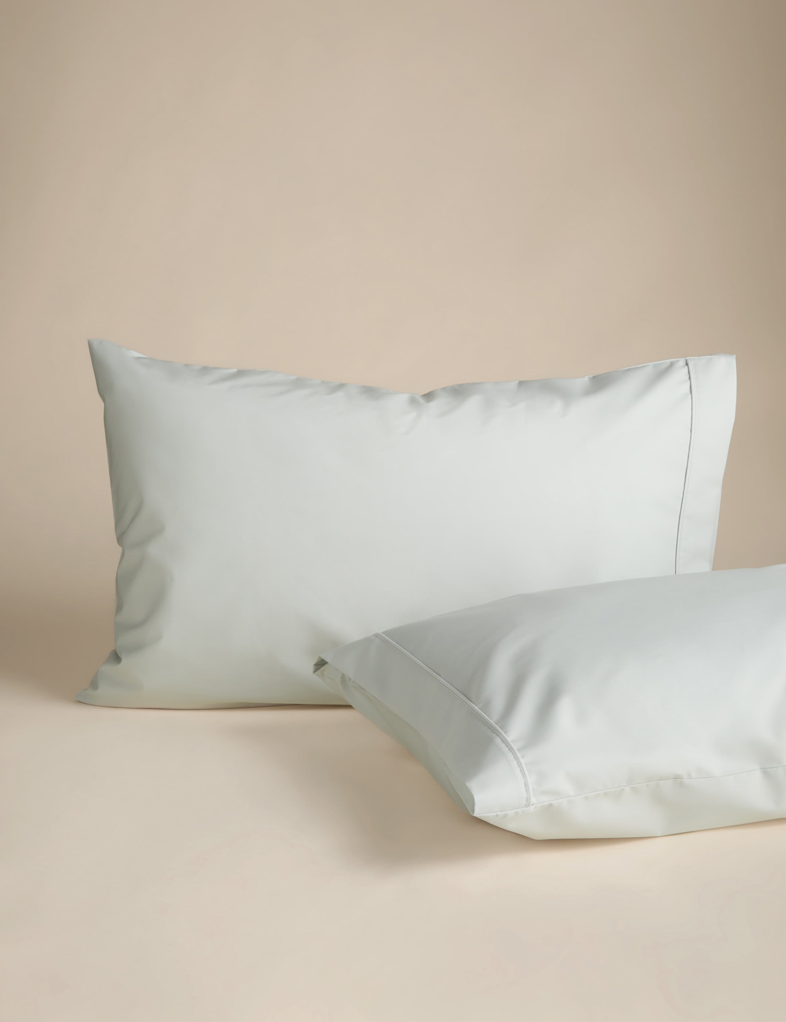 2 Pack Egyptian Cotton 230 Thread Count King Size Pillowcases