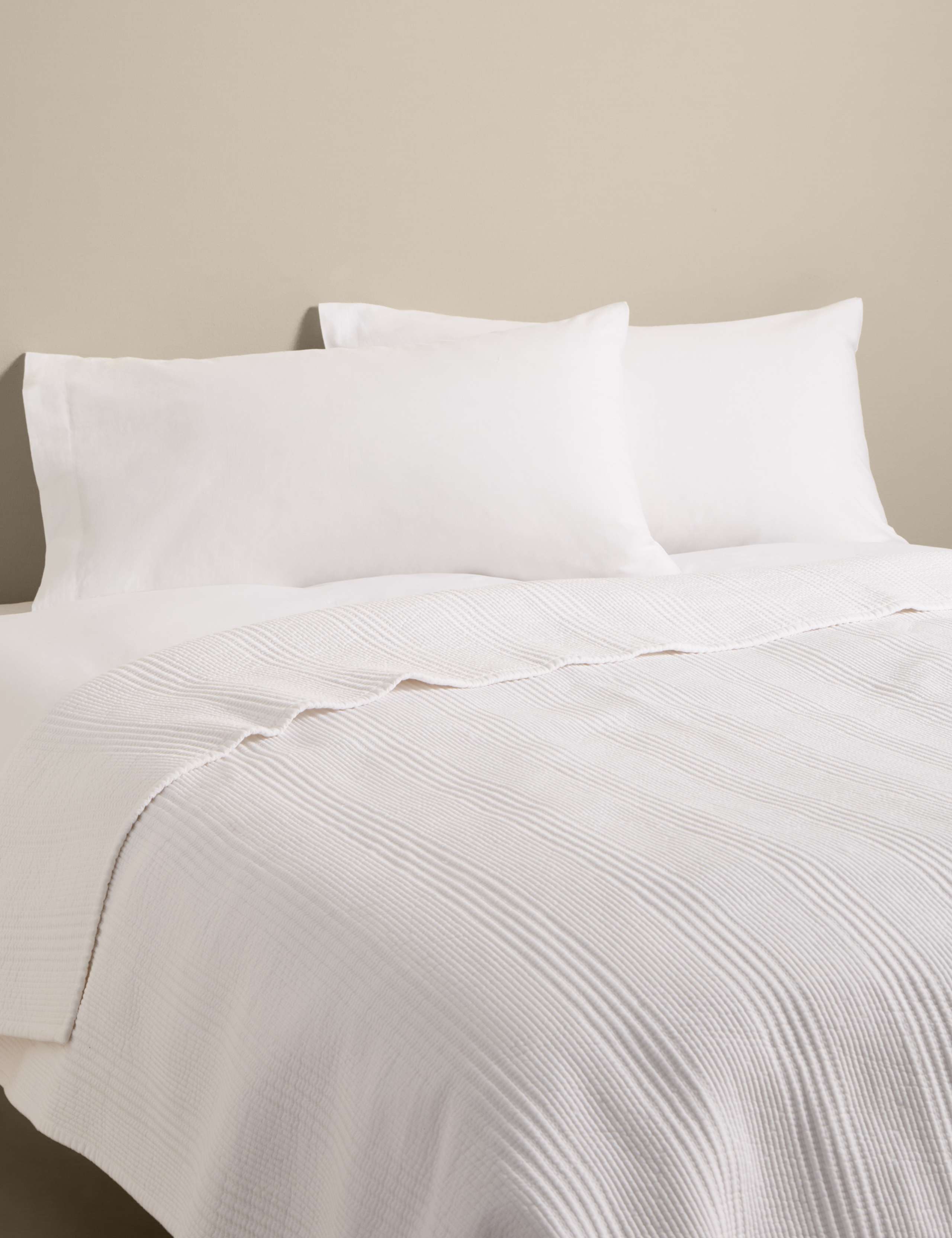 Cotton Rich Ribbed Bedspread with Linen