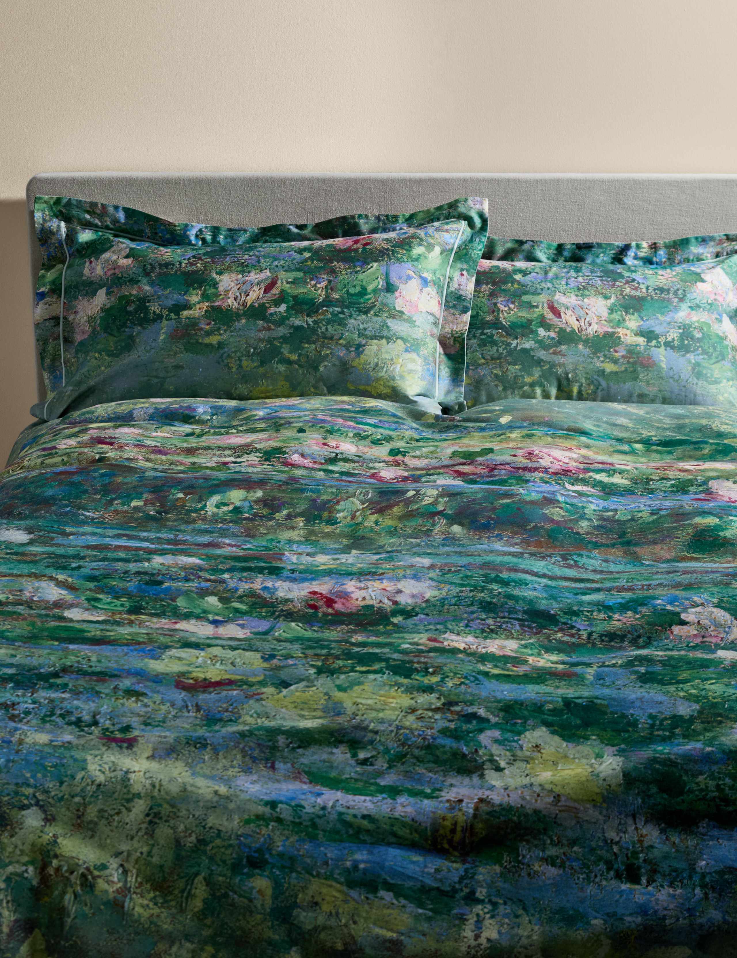 Pure Cotton Monet Waterlilies Bedding Set