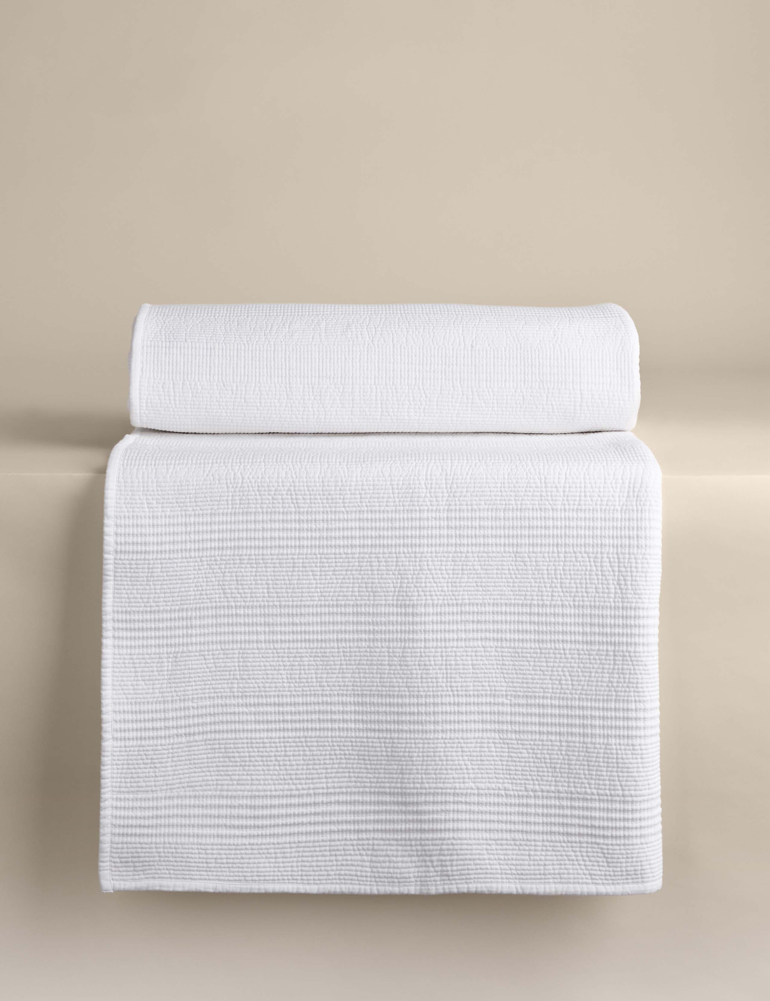 Cotton Rich Ribbed Bedspread with Linen