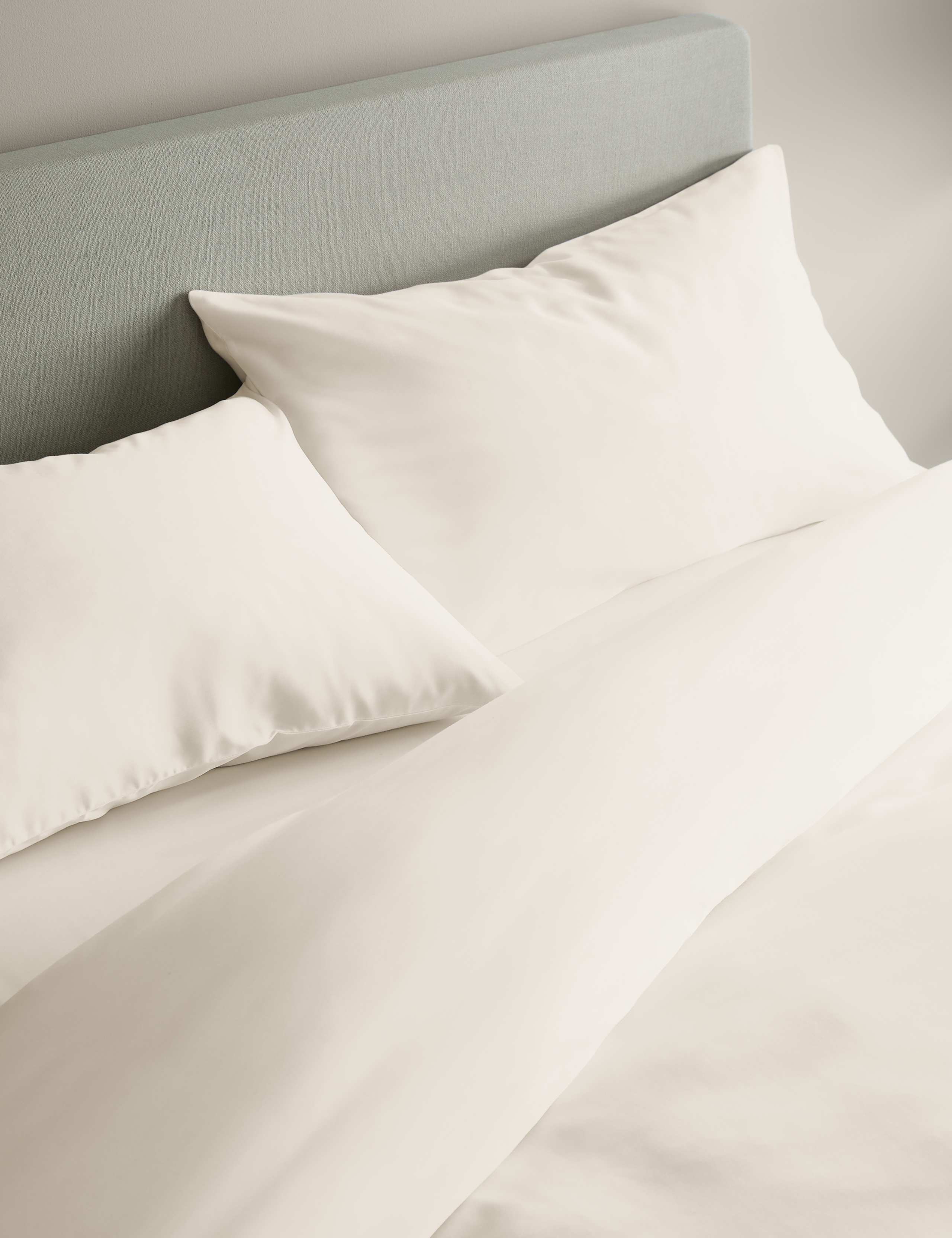 The Ultimate Soft & Silky Bedding Set