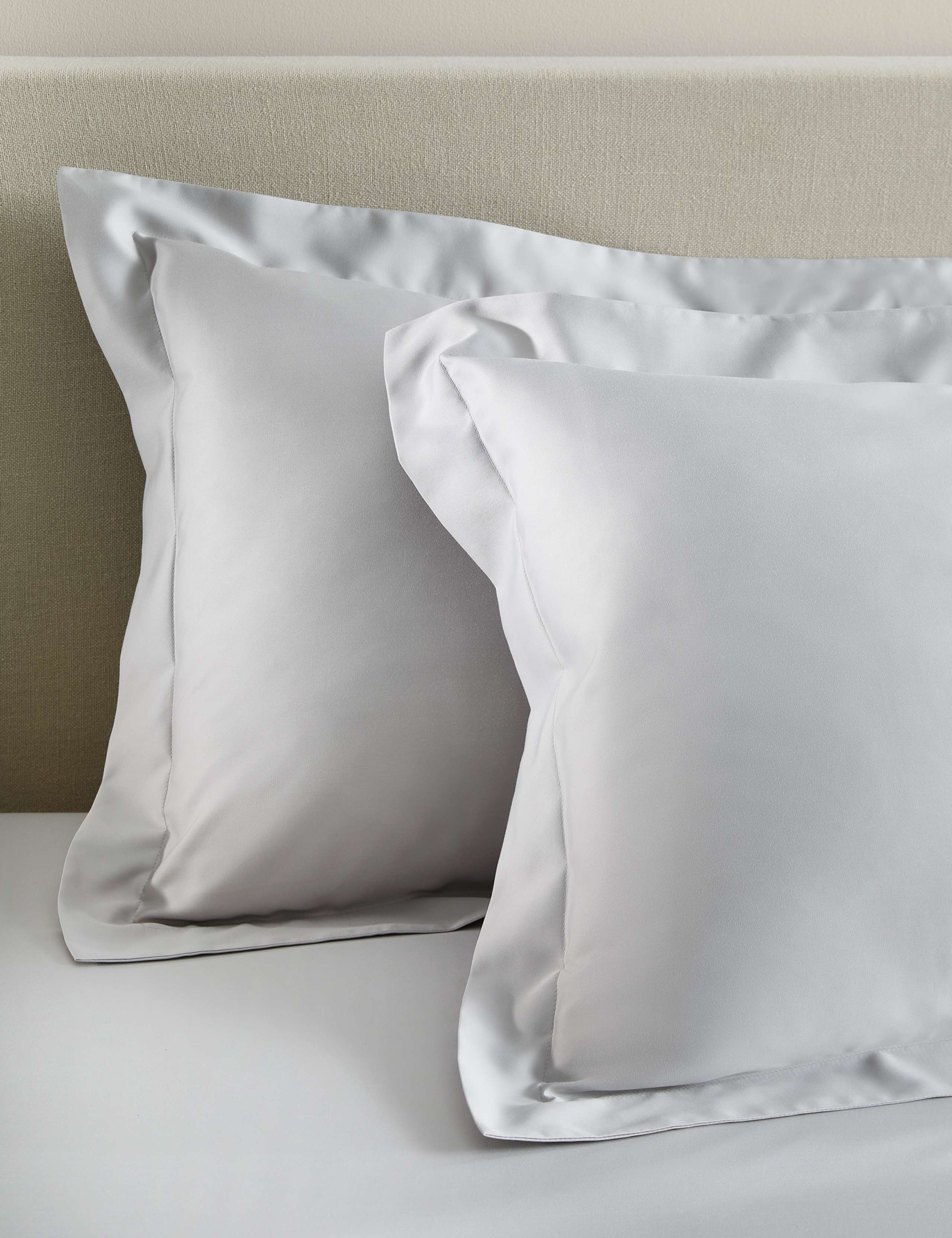 2pk Ultimate Silky & Softy Oxford Pillowcases