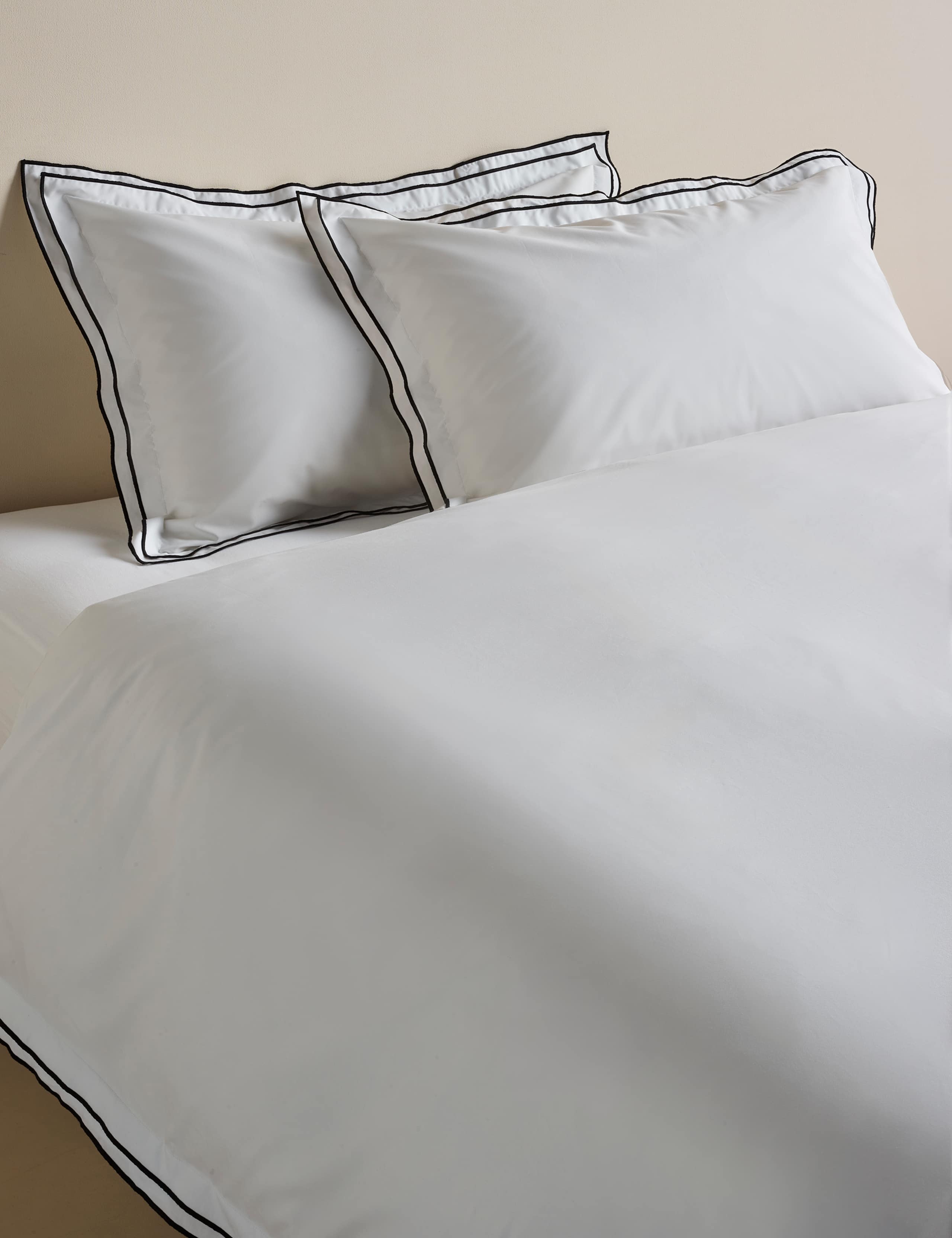 Egyptian Cotton Embroidered Bedding Set