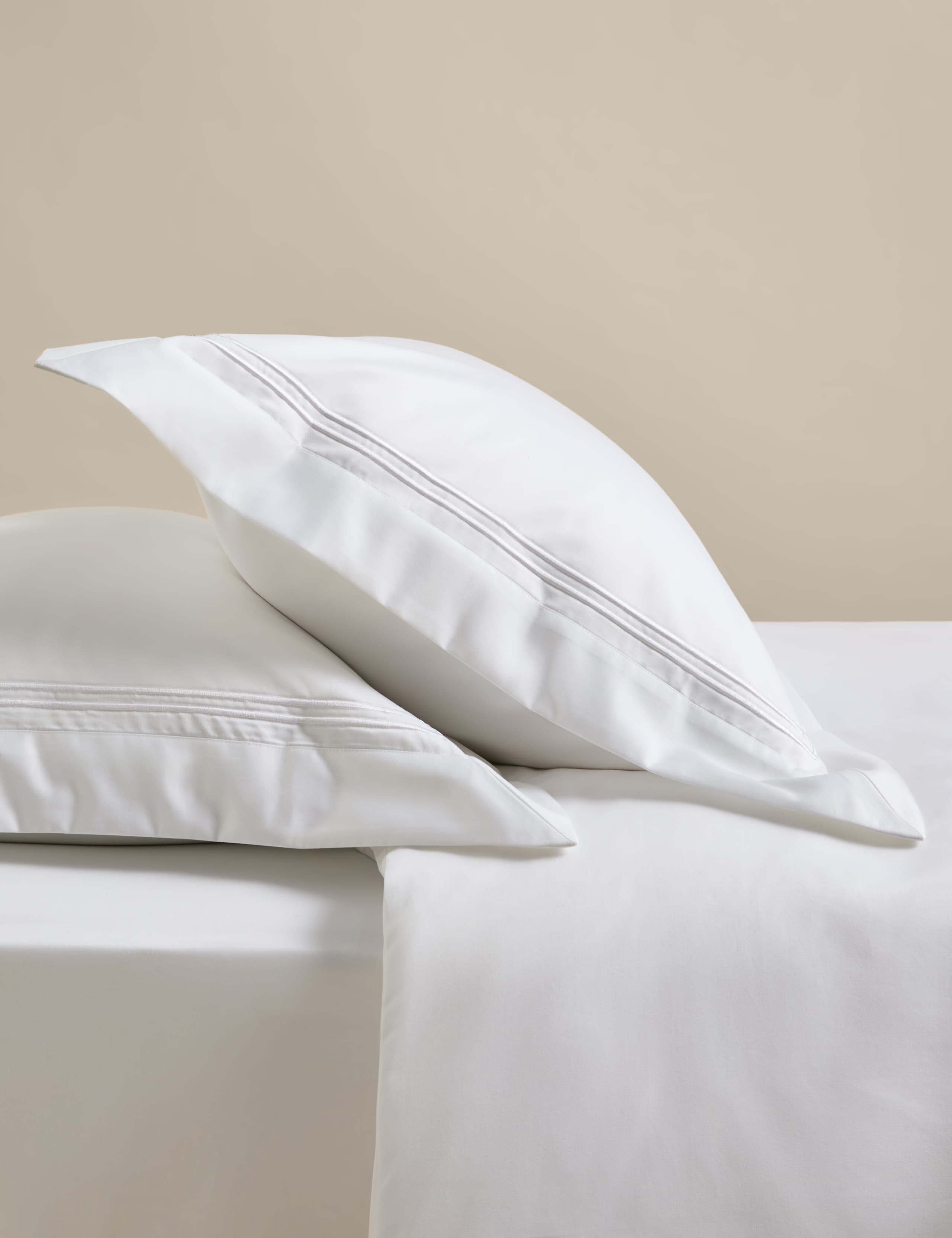 2 Pack Pure Cotton 600 Thread Count Oxford Pillowcases