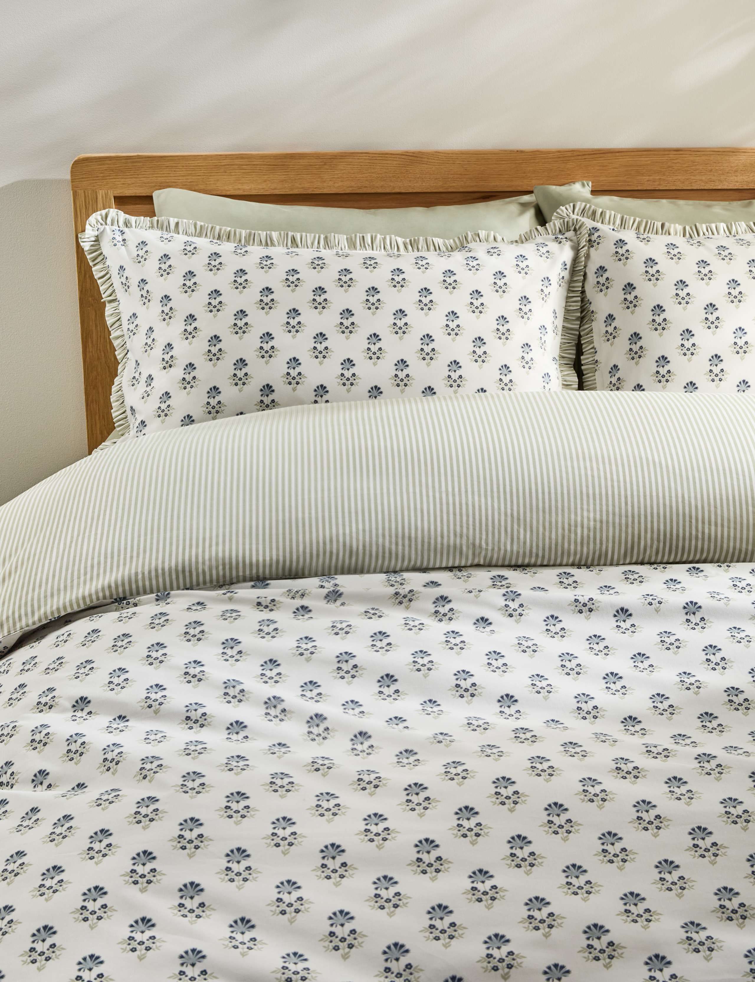 Pure Cotton Floral Ruffle Bedding Set