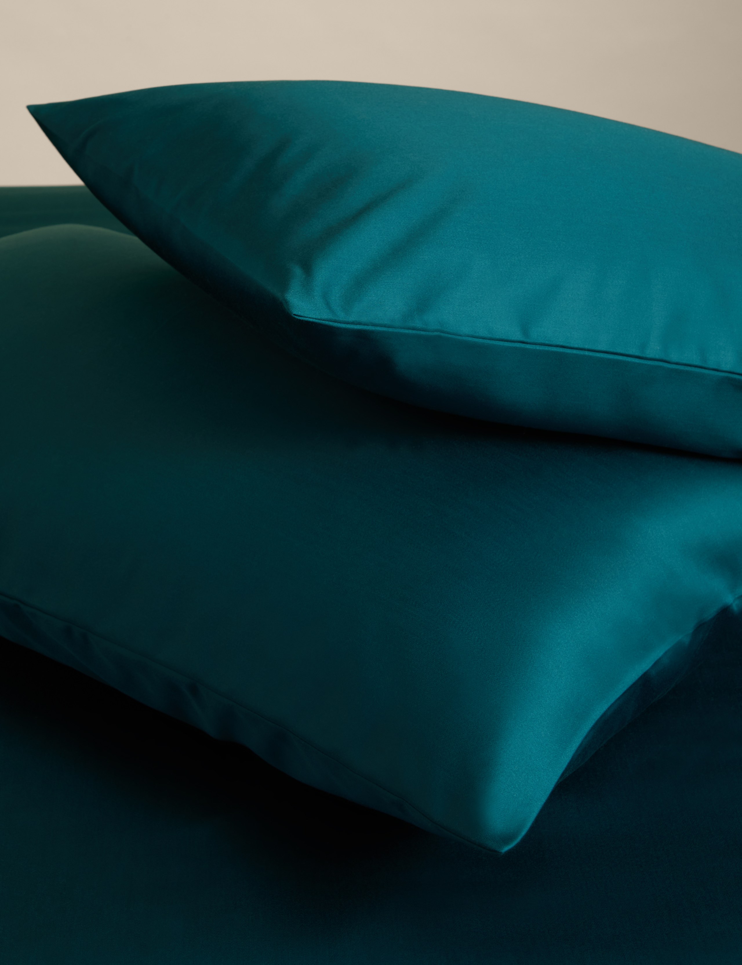 2pk Egyptian Cotton Sateen 400 Thread Count Pillowcases
