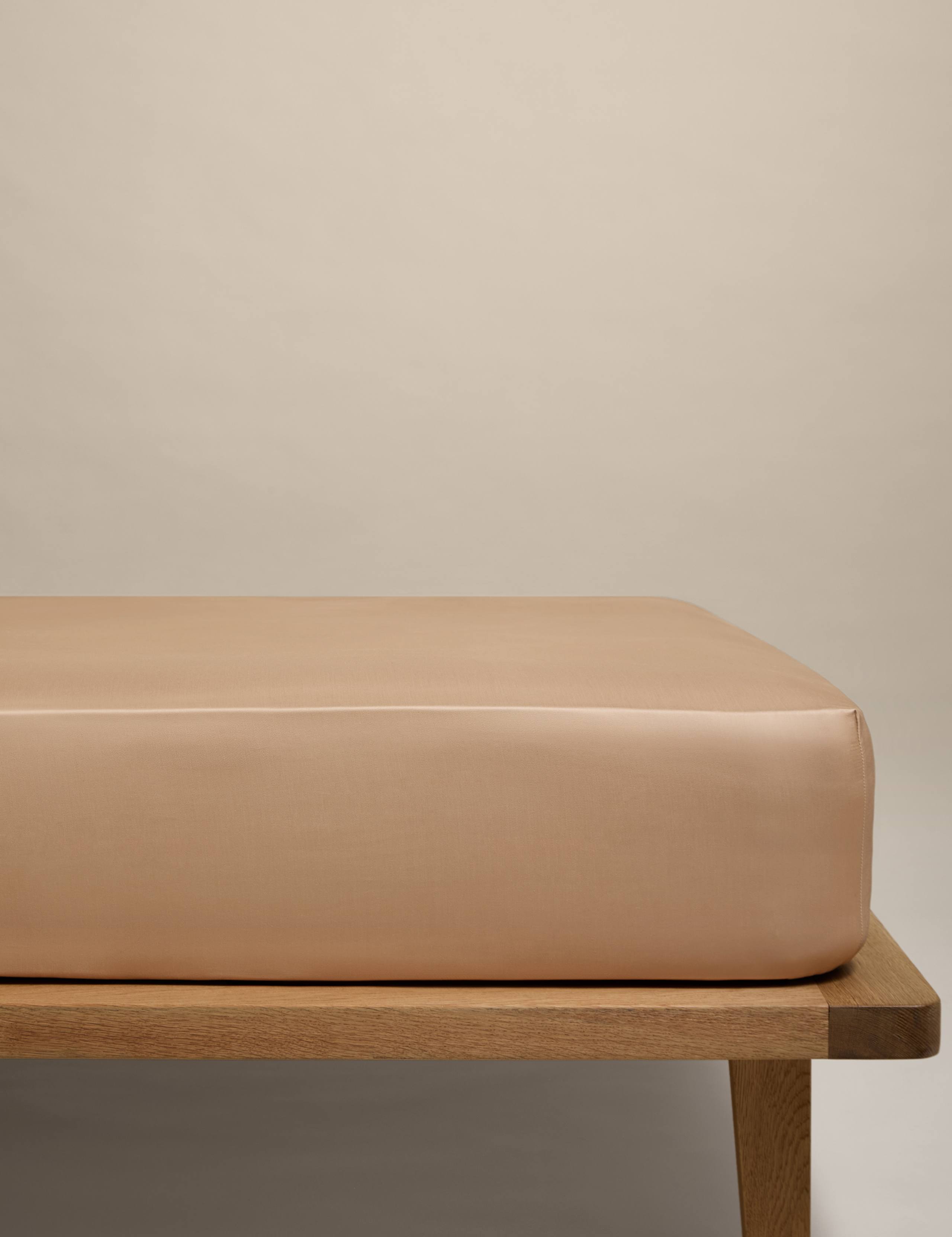 Egyptian Cotton 400 Thread Count Silky Deep Fitted Sheet