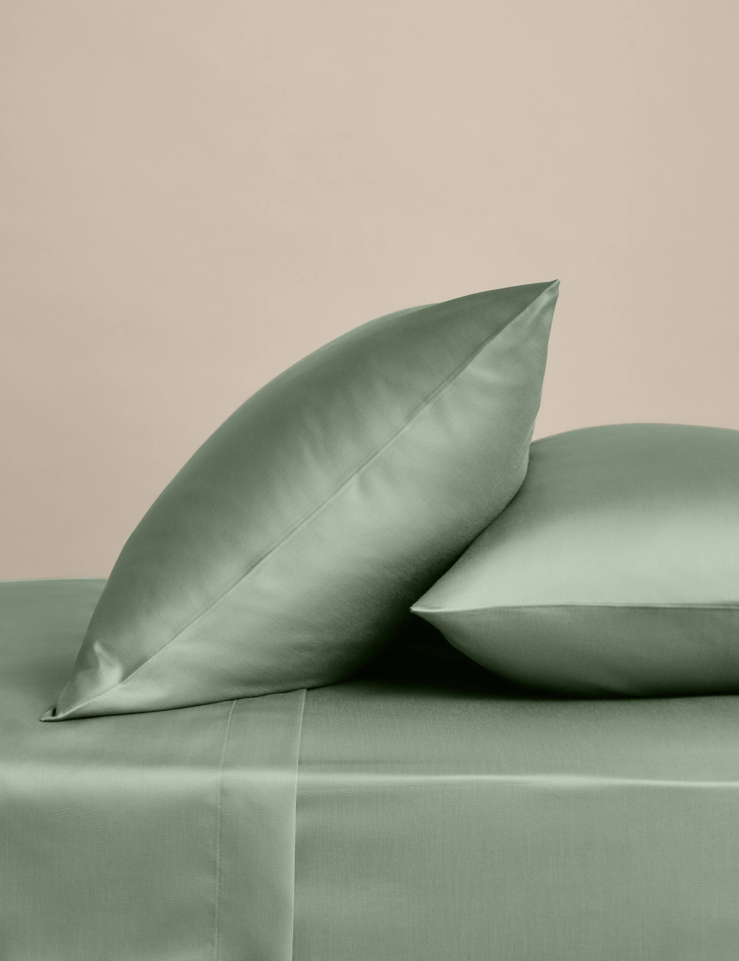 2 Pack Egyptian Cotton 400 Thread Count Silky Pillowcases