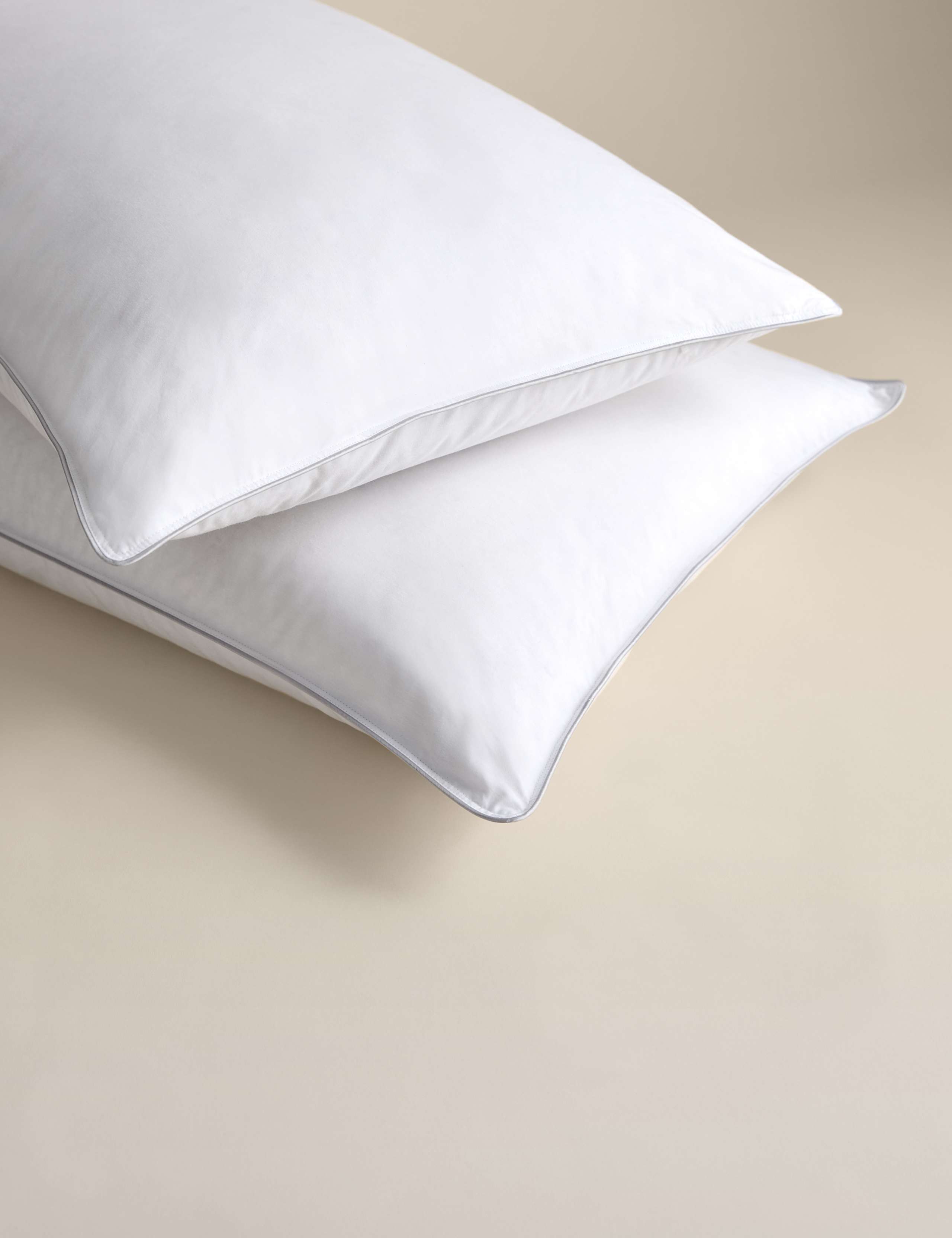 2 Pack Down Rich Medium Pillows