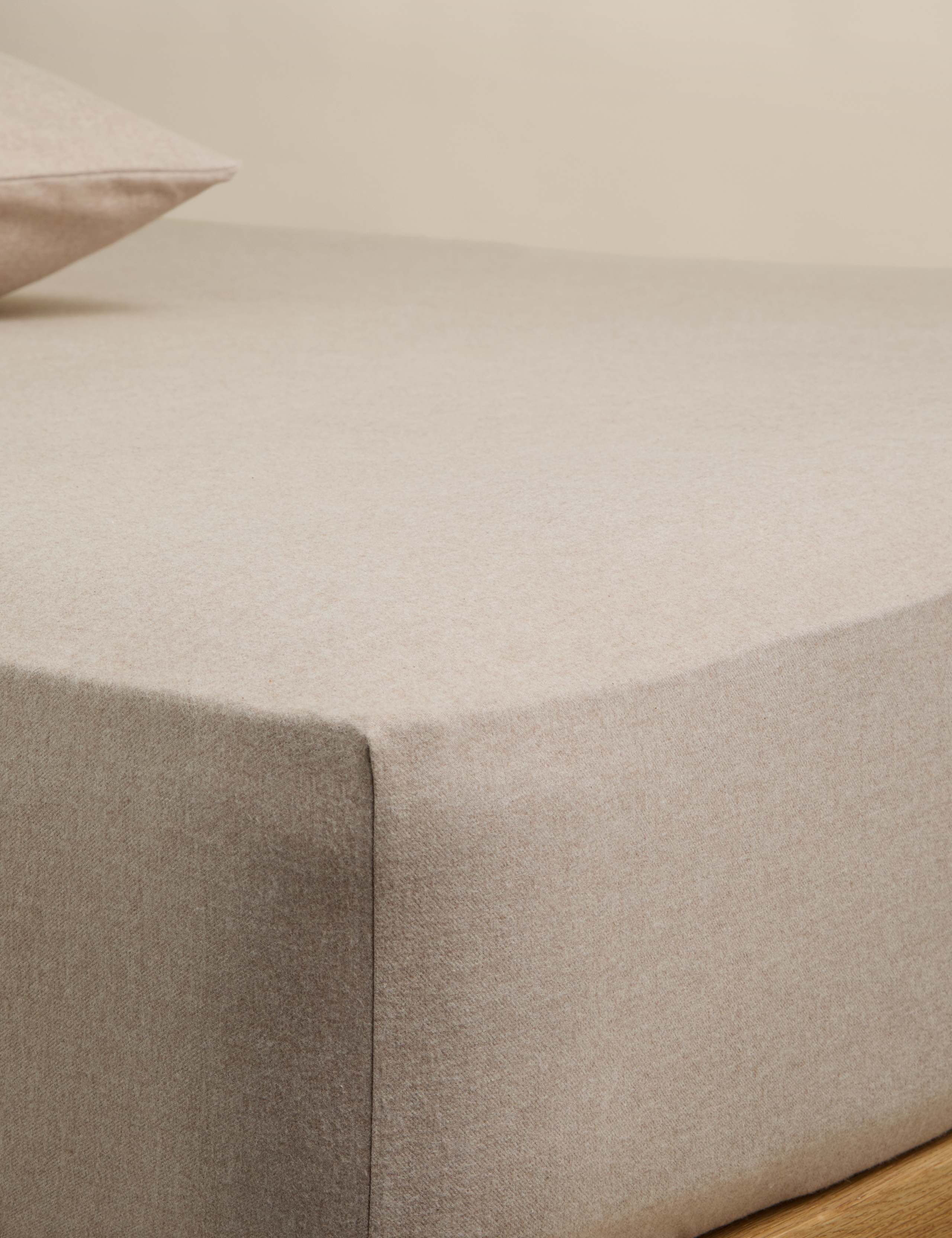 Cotton Rich StayPut Extra Deep Fitted Sheet with Cashmere
